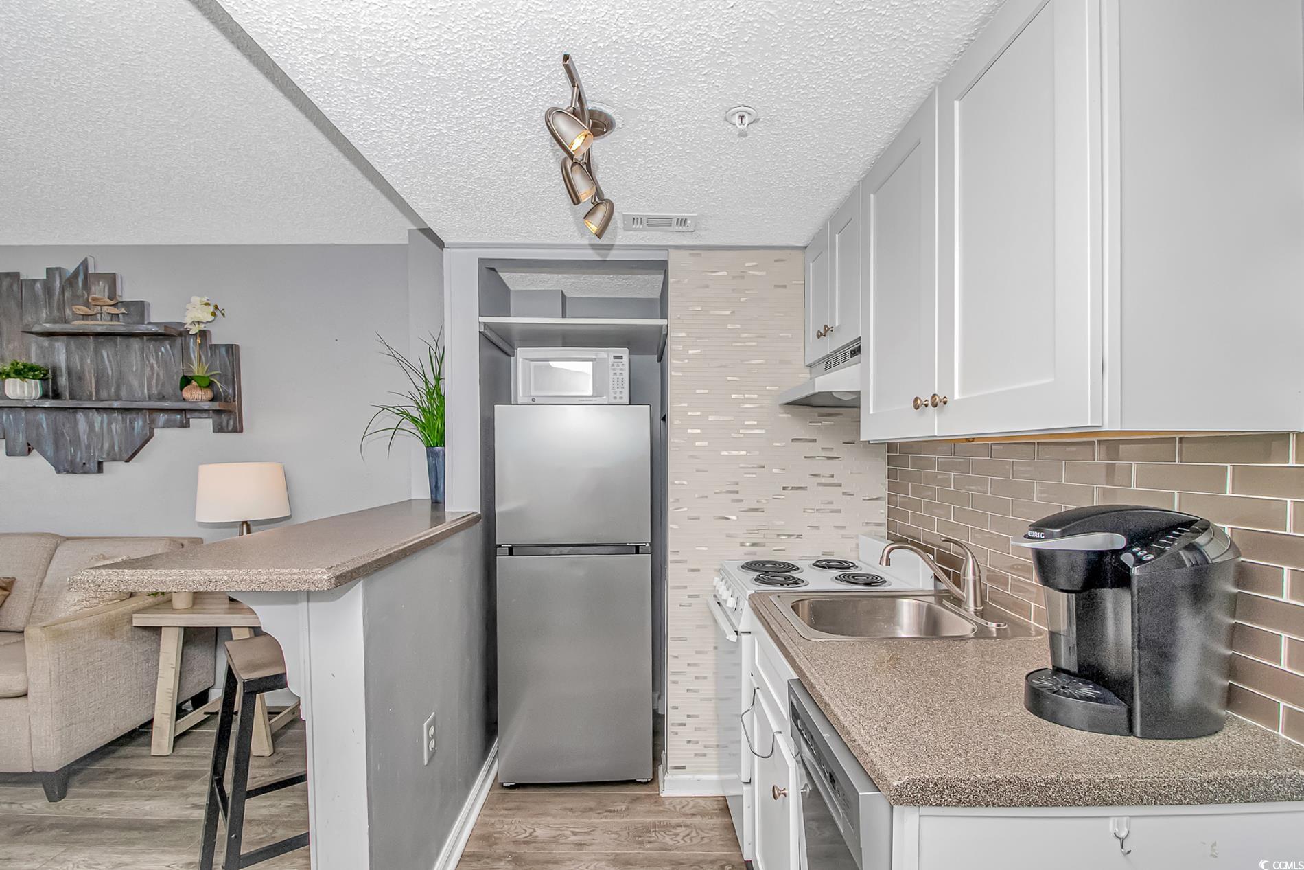 2310 N Ocean Blvd. Property Photo 7