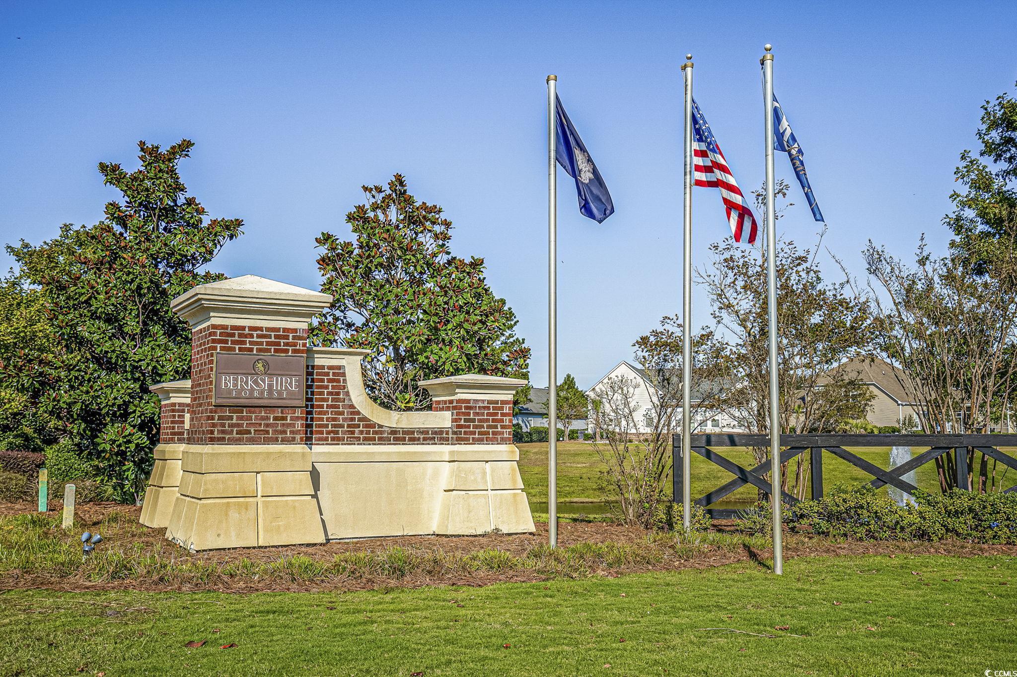 208 Castle Dr. Property Photo 32