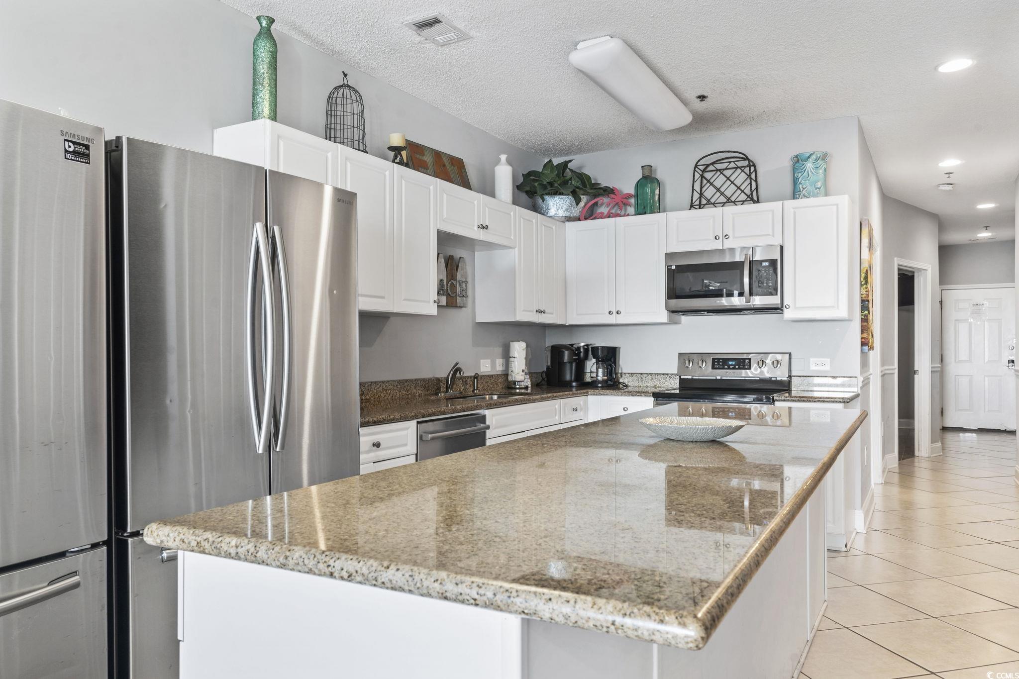 5301 N Ocean Blvd. Property Photo 7