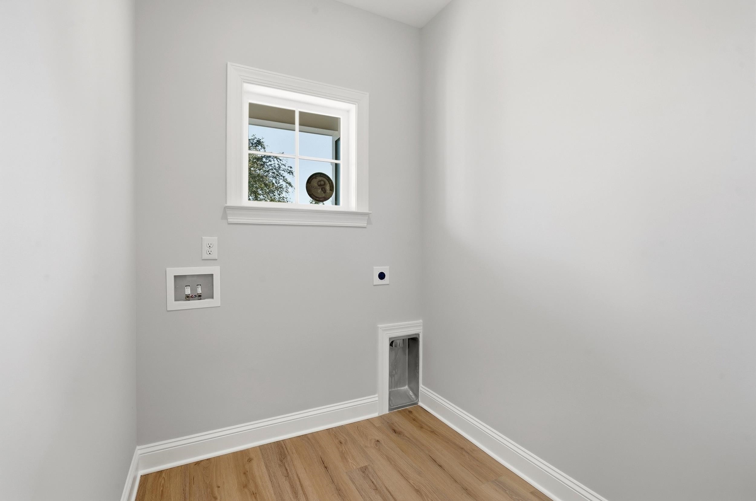 1104 Ridgewood Dr. Property Photo 13