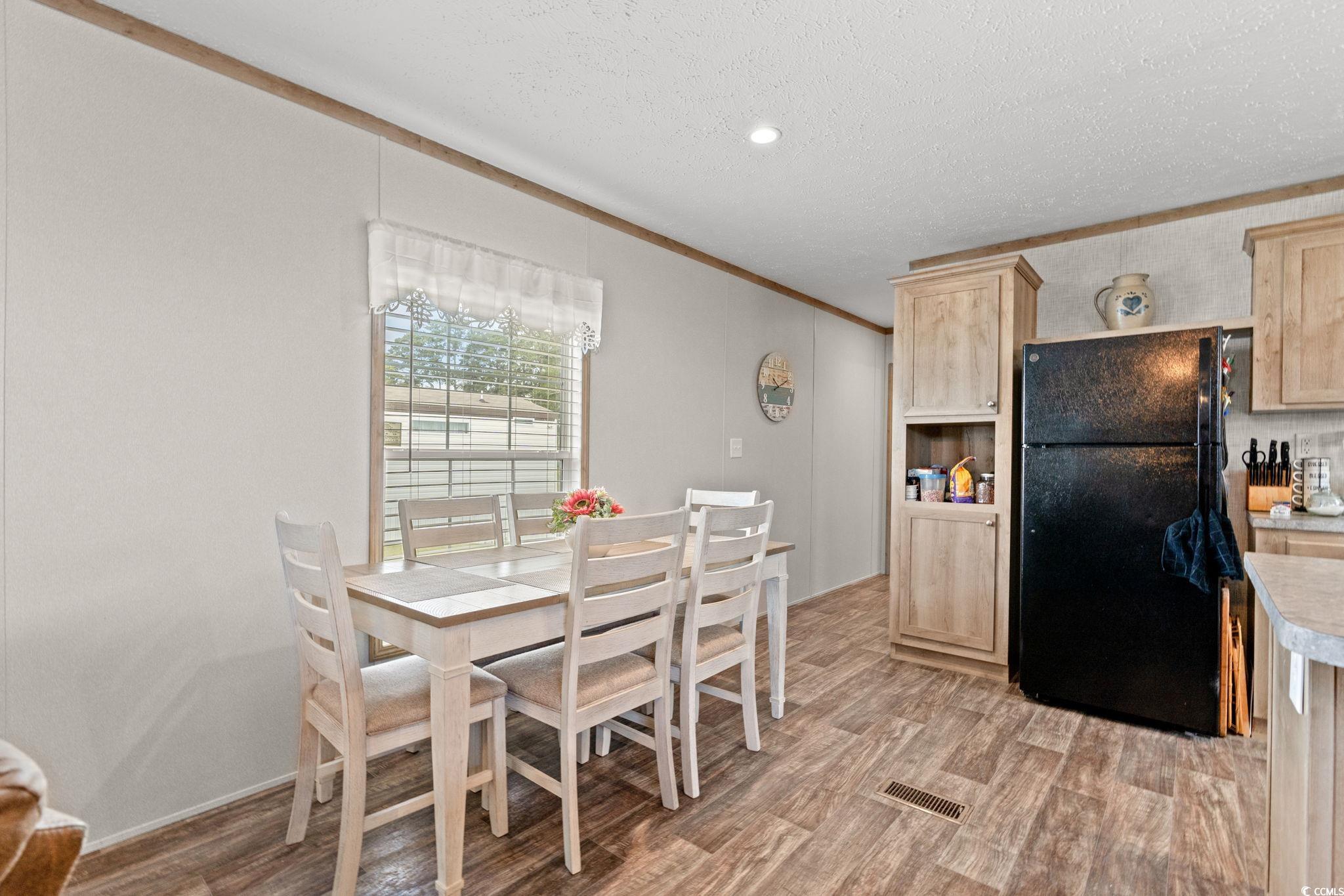 147 Shetland Woods Dr. Property Photo 8