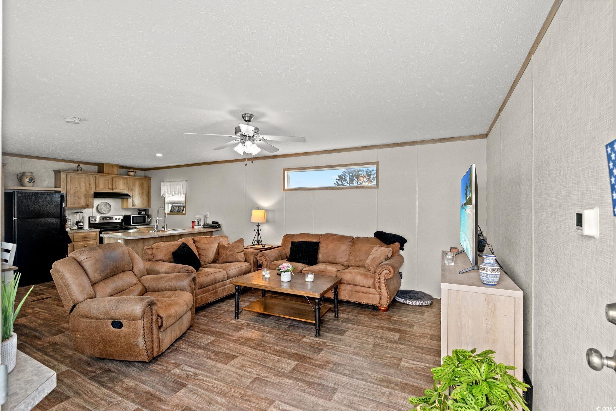 147 Shetland Woods Dr. Property Photo 11