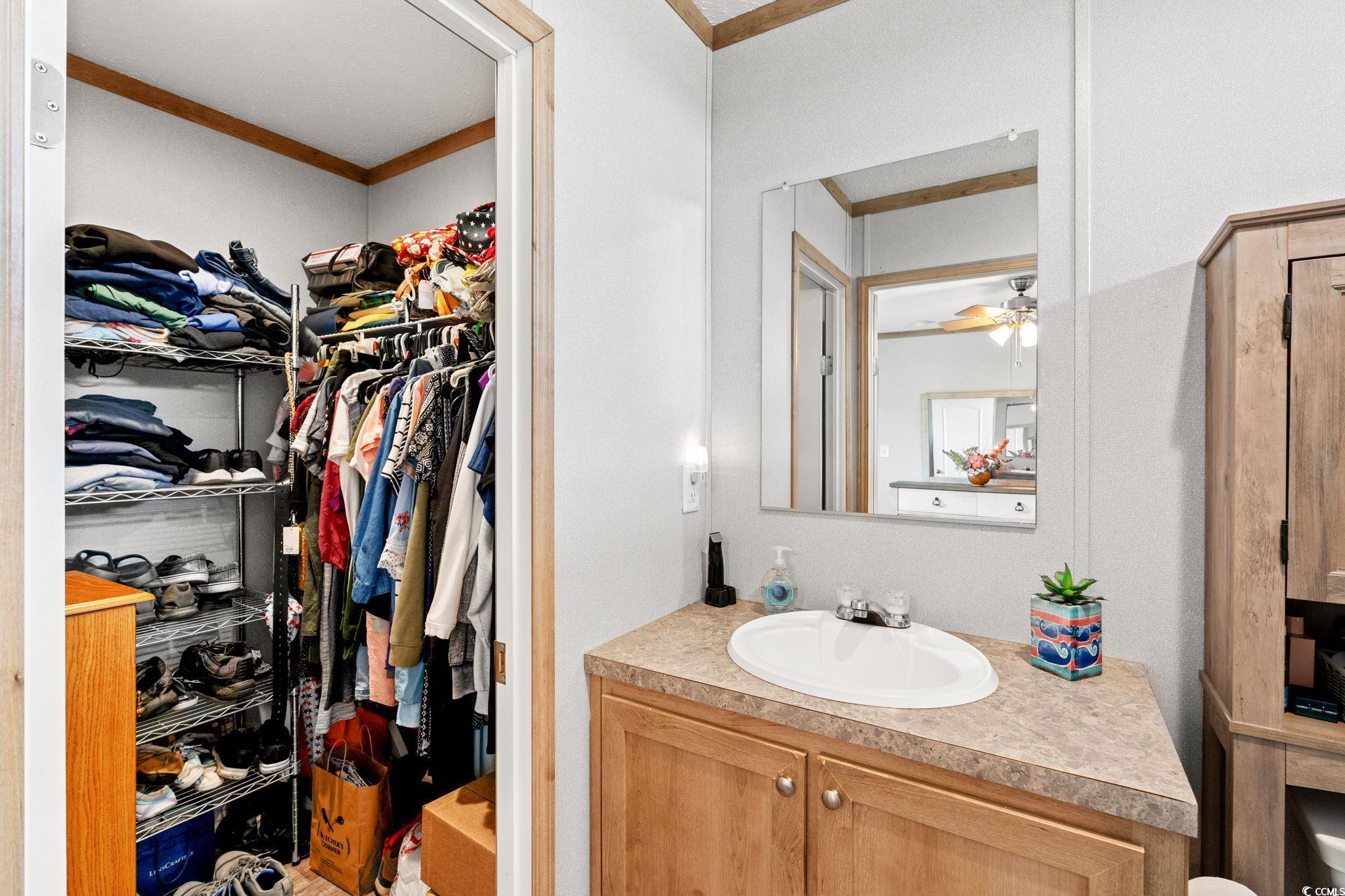 147 Shetland Woods Dr. Property Photo 20