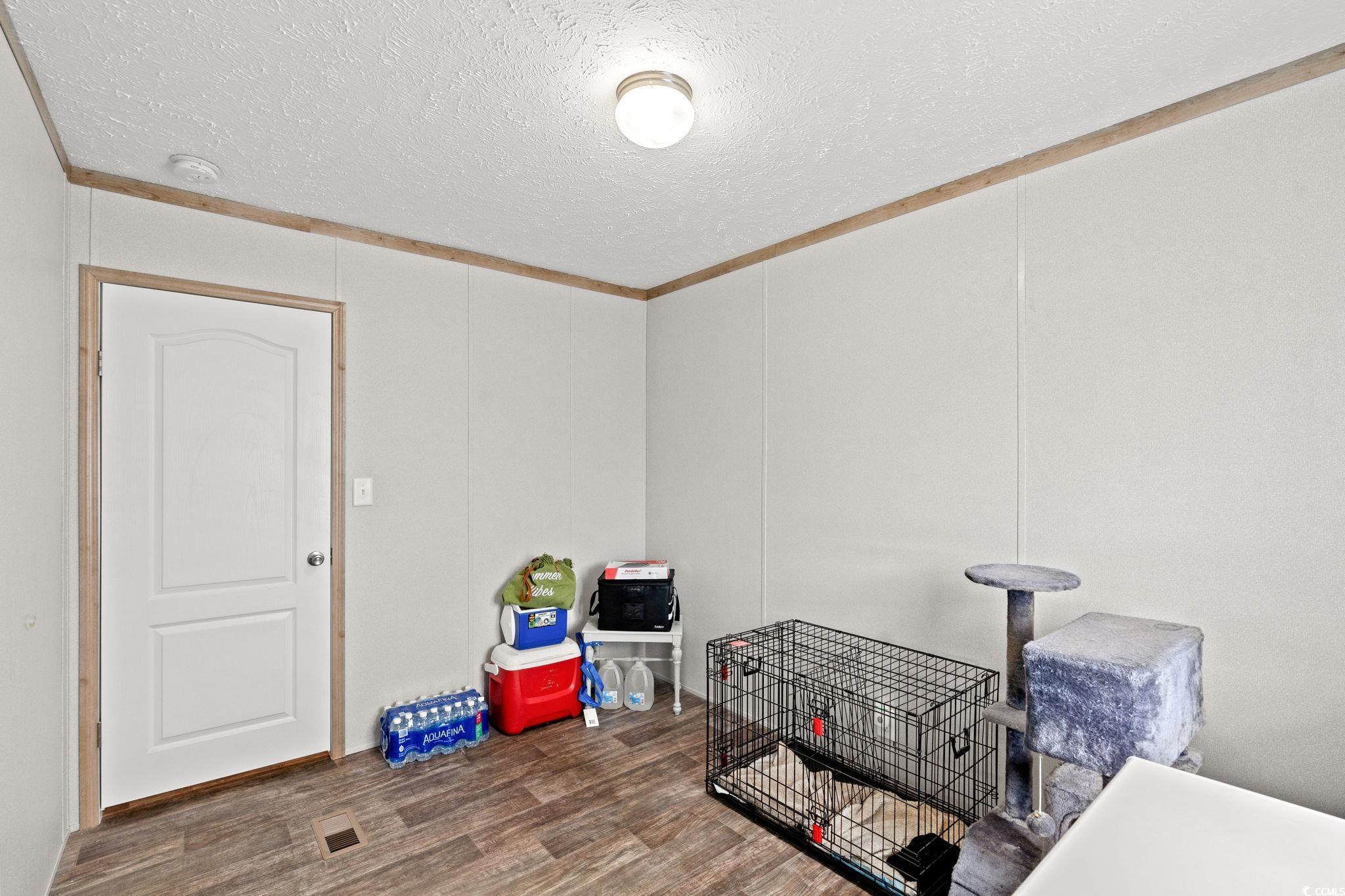 147 Shetland Woods Dr. Property Photo 26