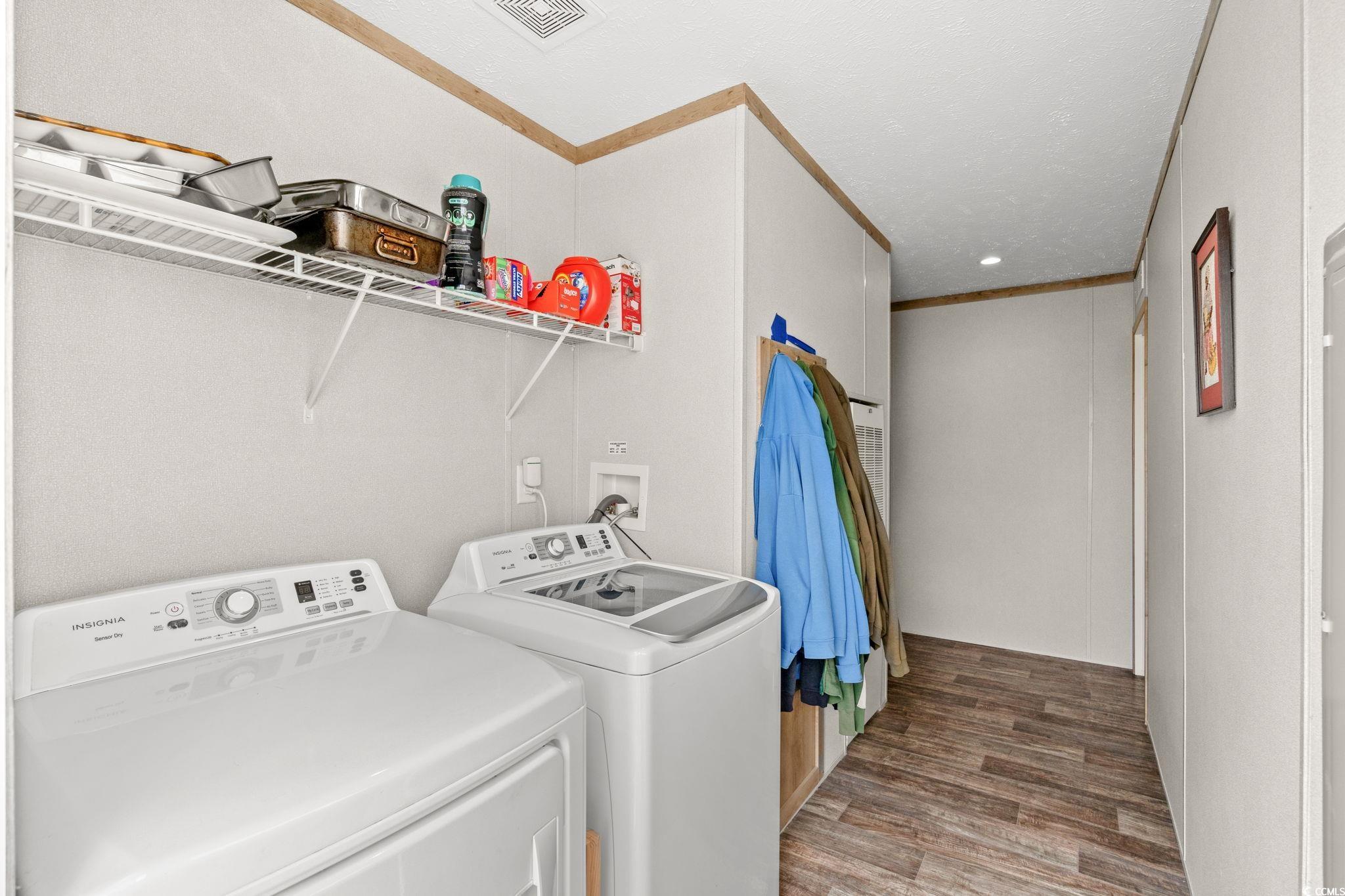 147 Shetland Woods Dr. Property Photo 28