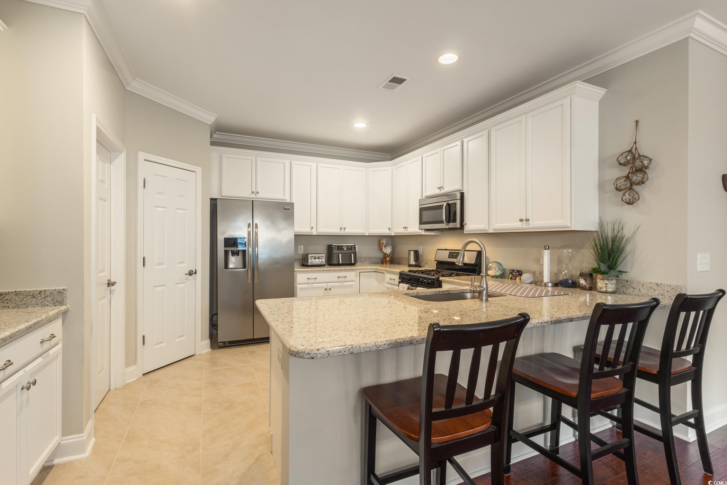 482 Botany Loop Property Photo 11