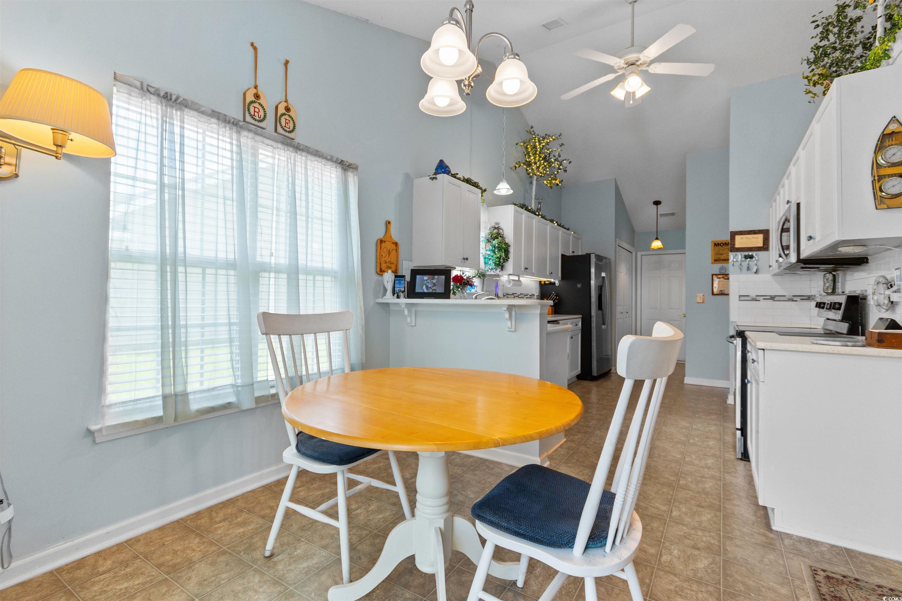 313 Harbour Reef Dr. Property Photo 11