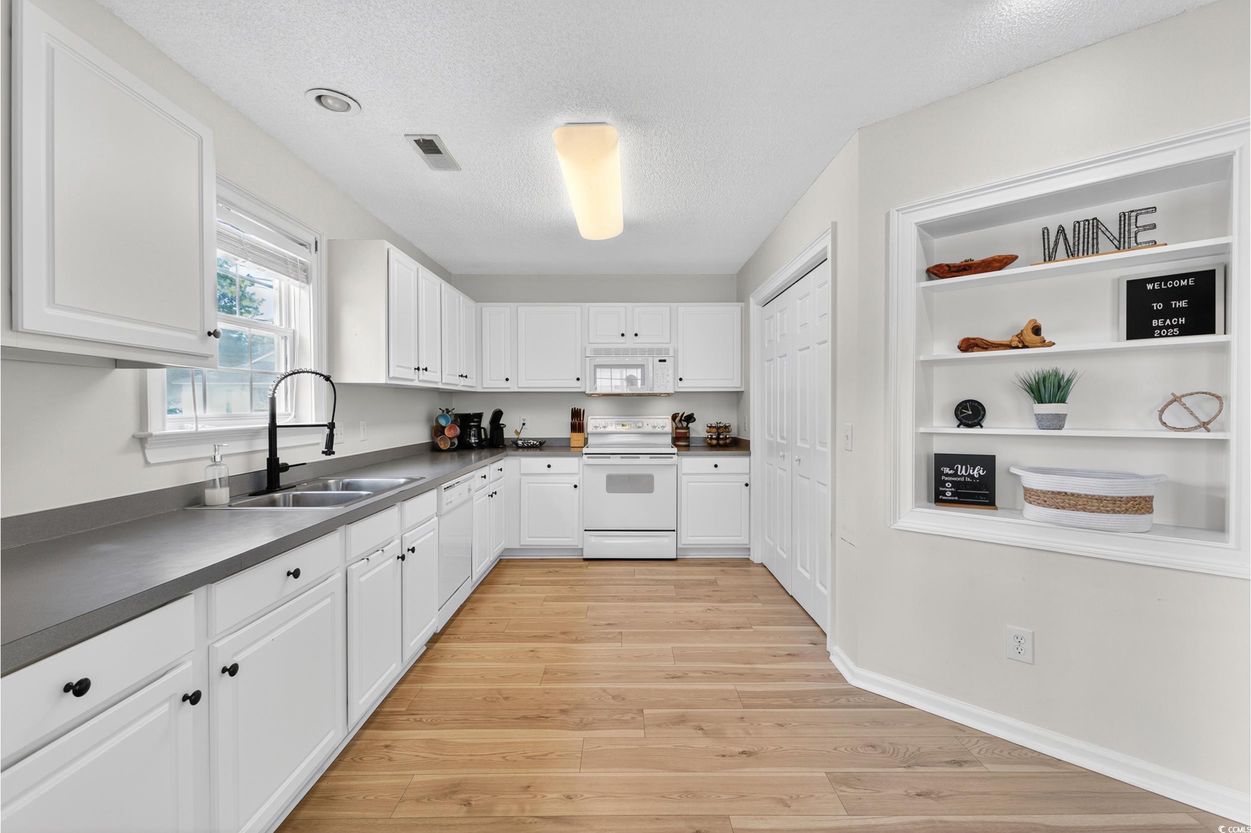 511 22nd Ave. S Property Photo 11