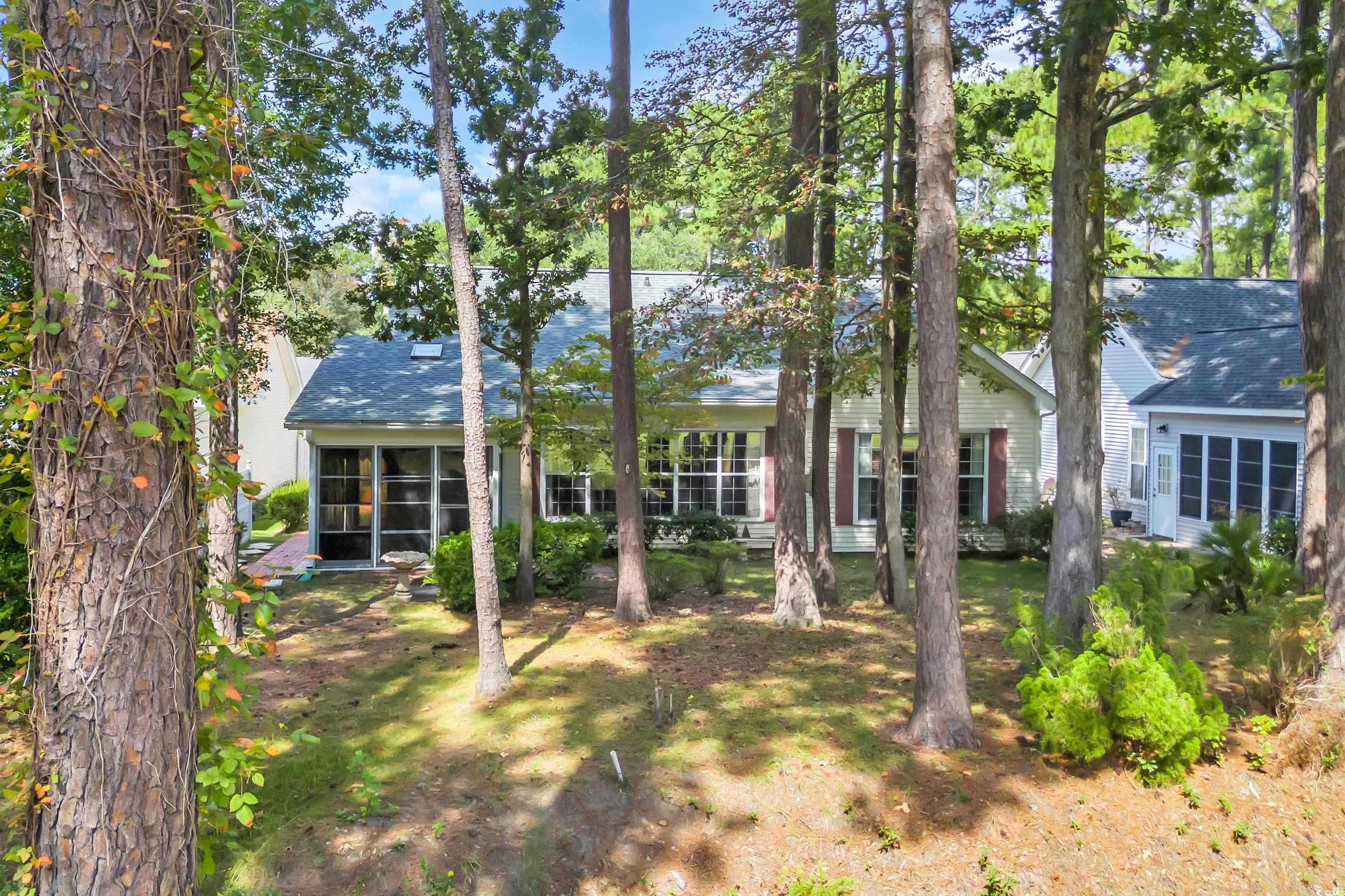 9350 Pinckney Ln. Property Photo 8