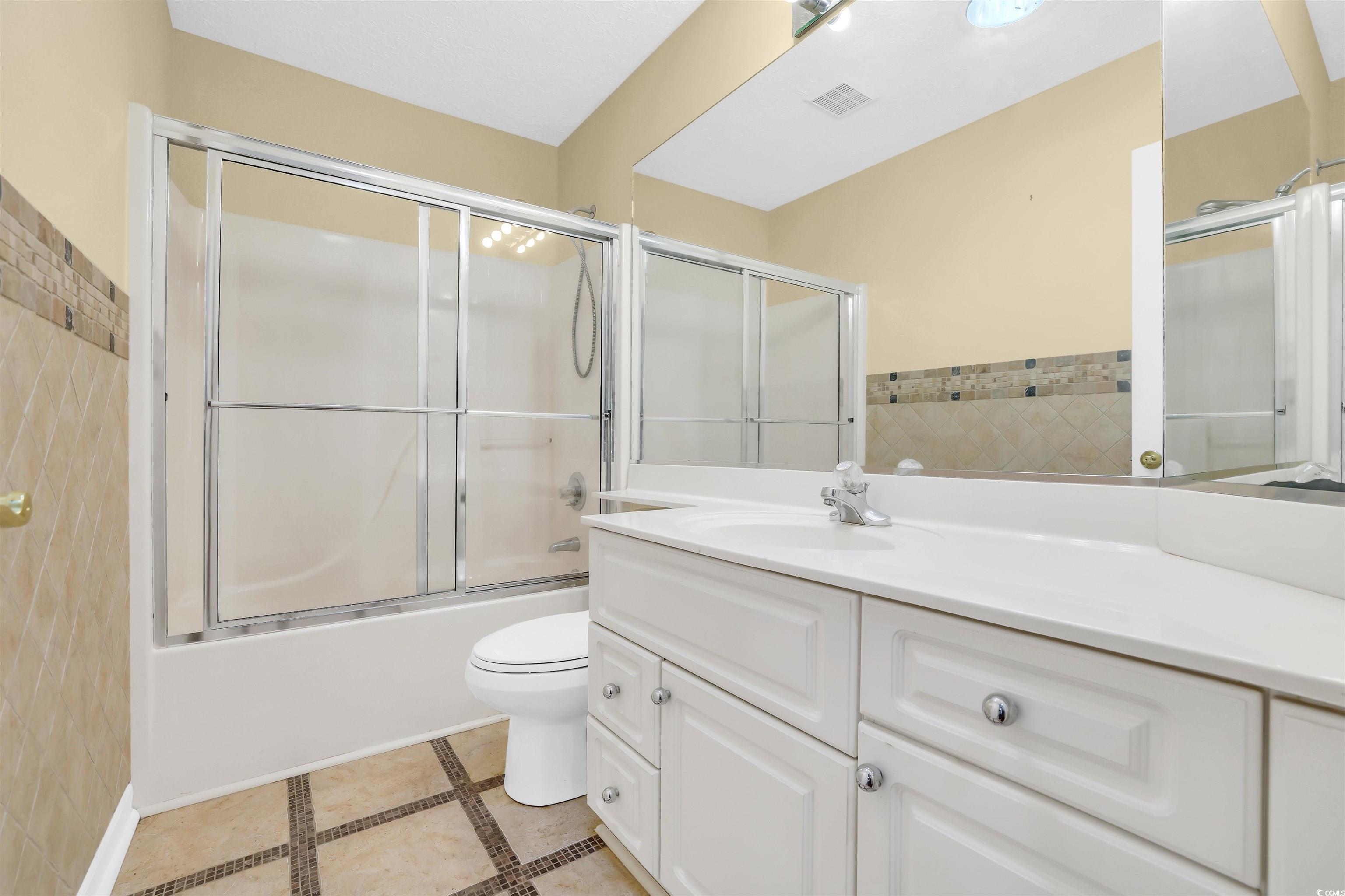 9350 Pinckney Ln. Property Photo 12