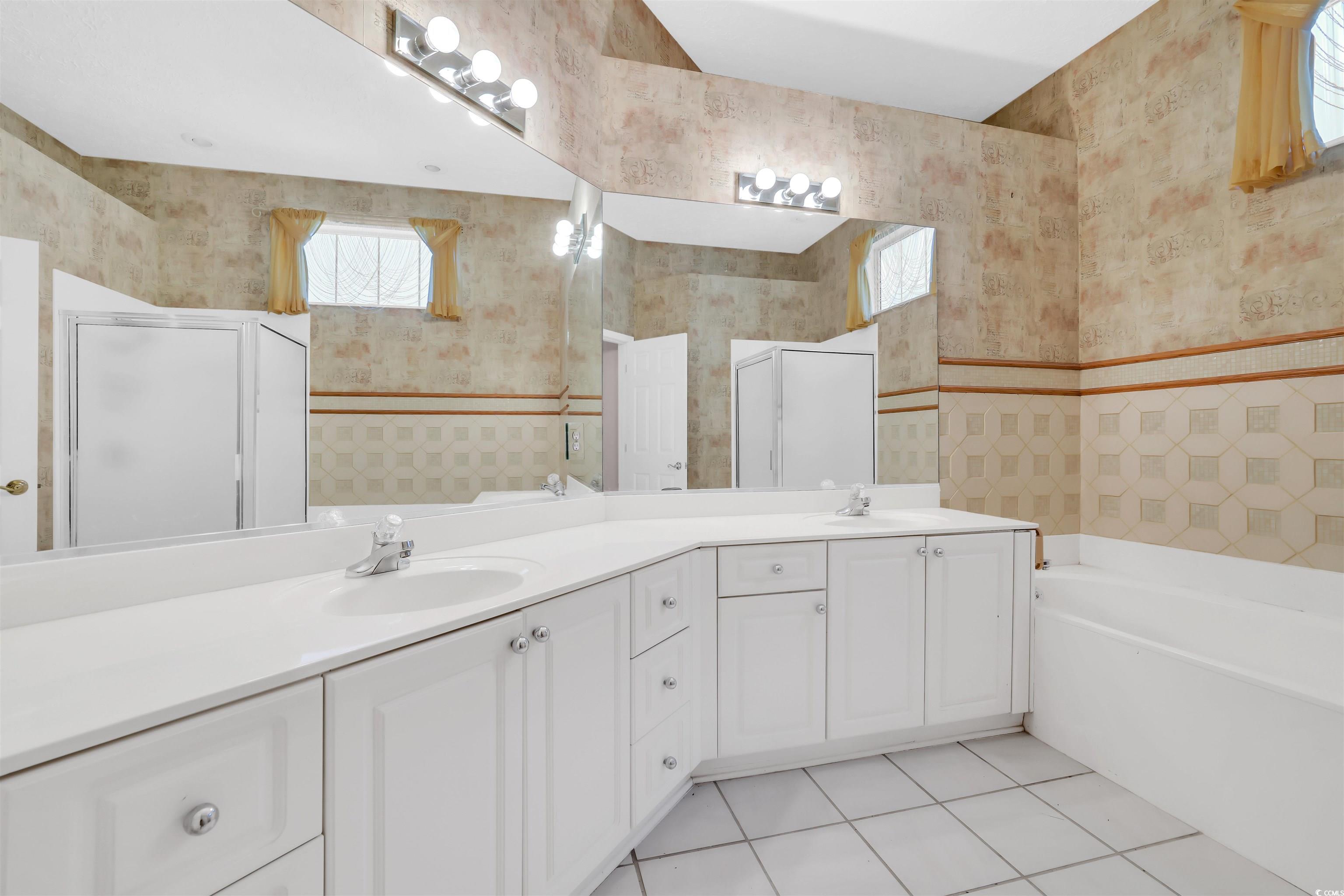 9350 Pinckney Ln. Property Photo 17