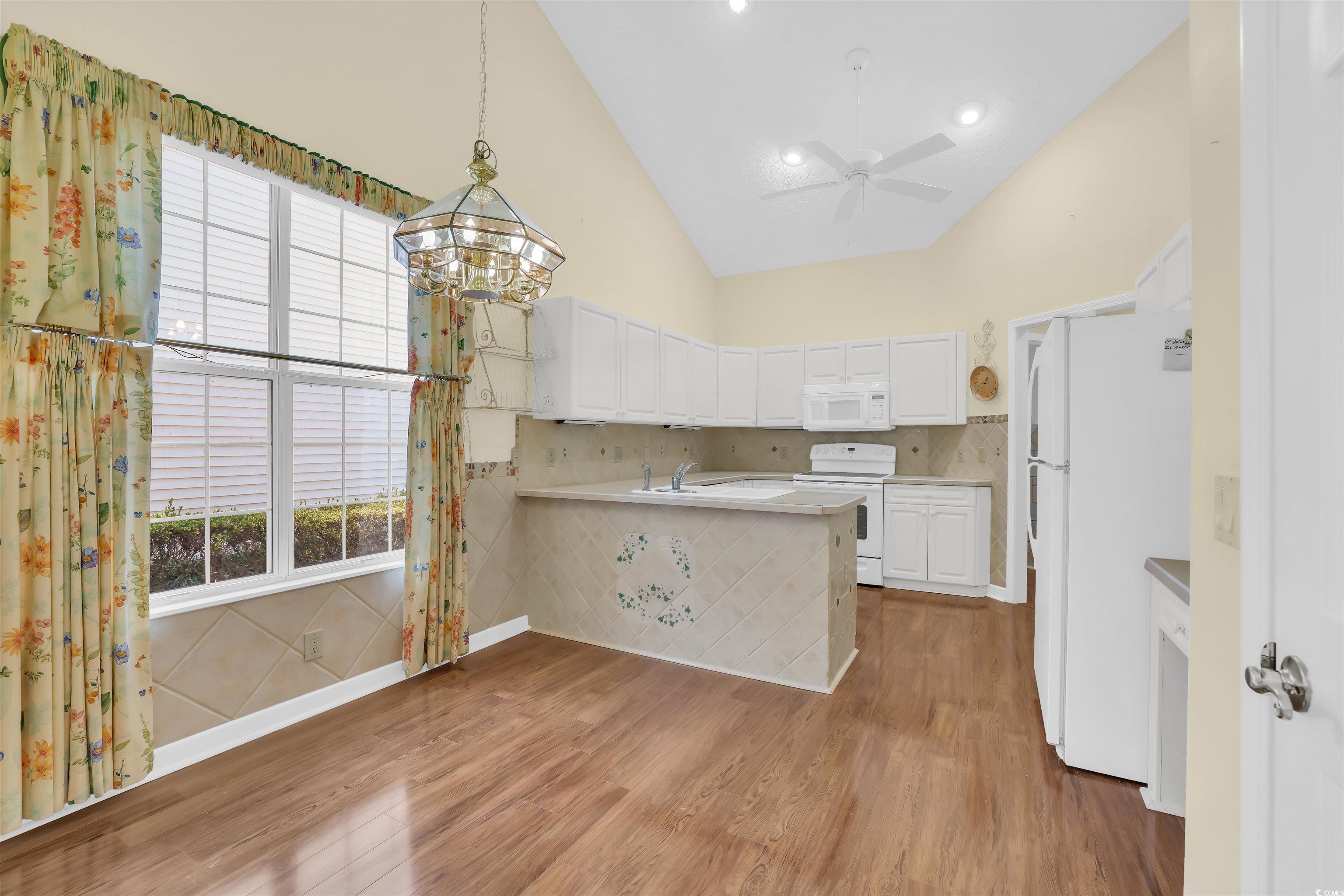 9350 Pinckney Ln. Property Photo 29