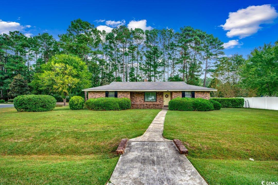 306 Prestwick Rd. Property Photo 1