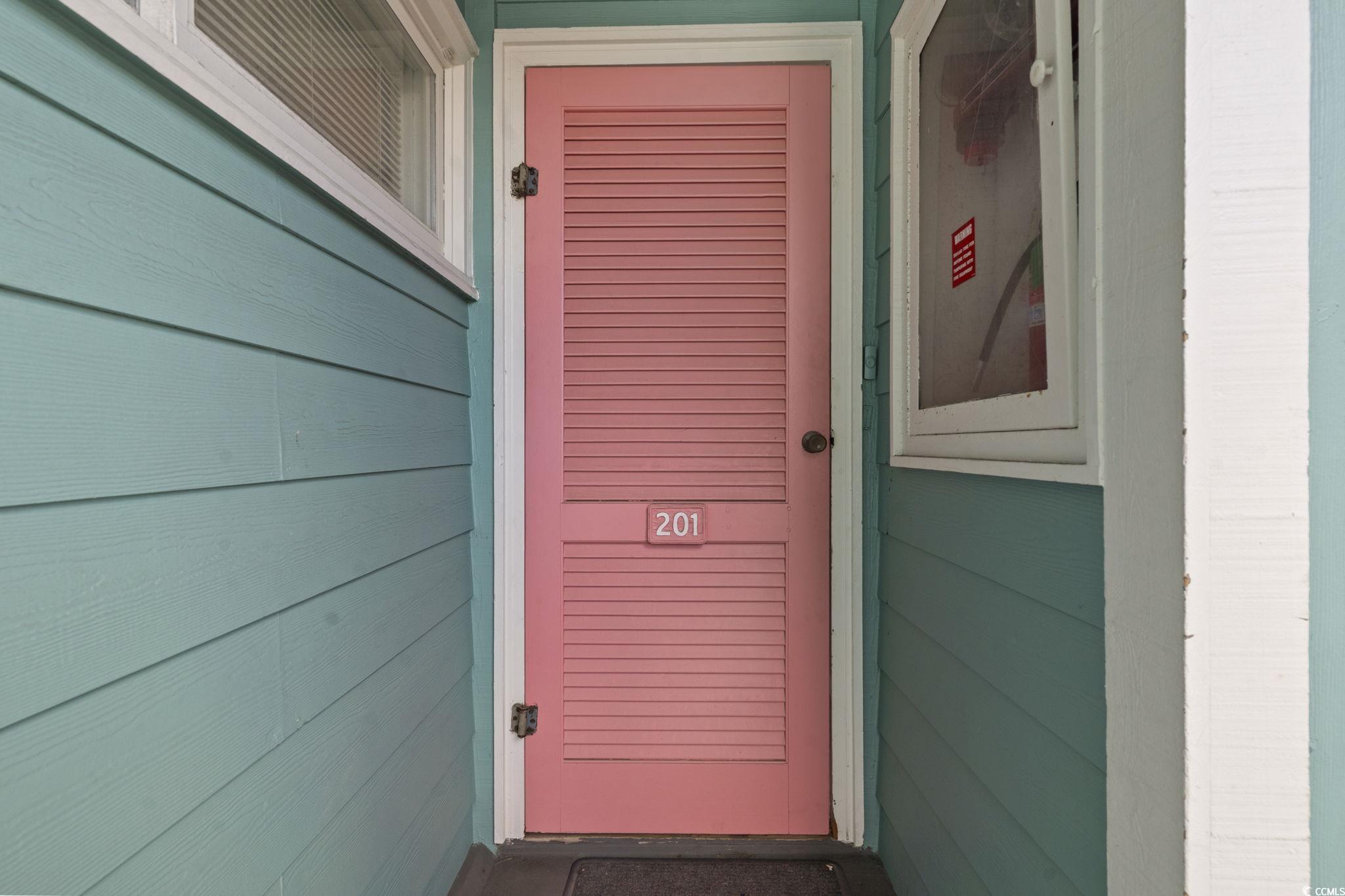 340 N Waccamaw Dr. Property Photo 4