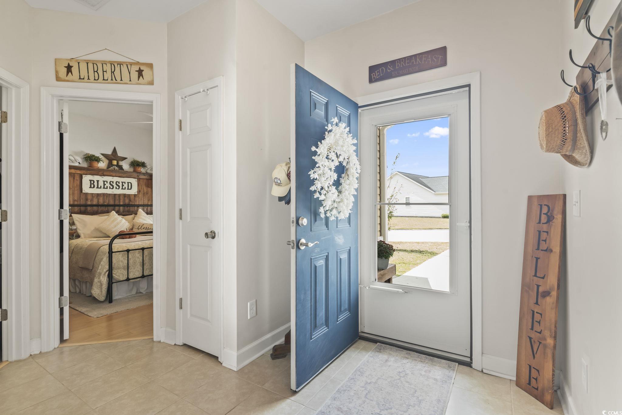 269 White Water Loop Property Photo 4