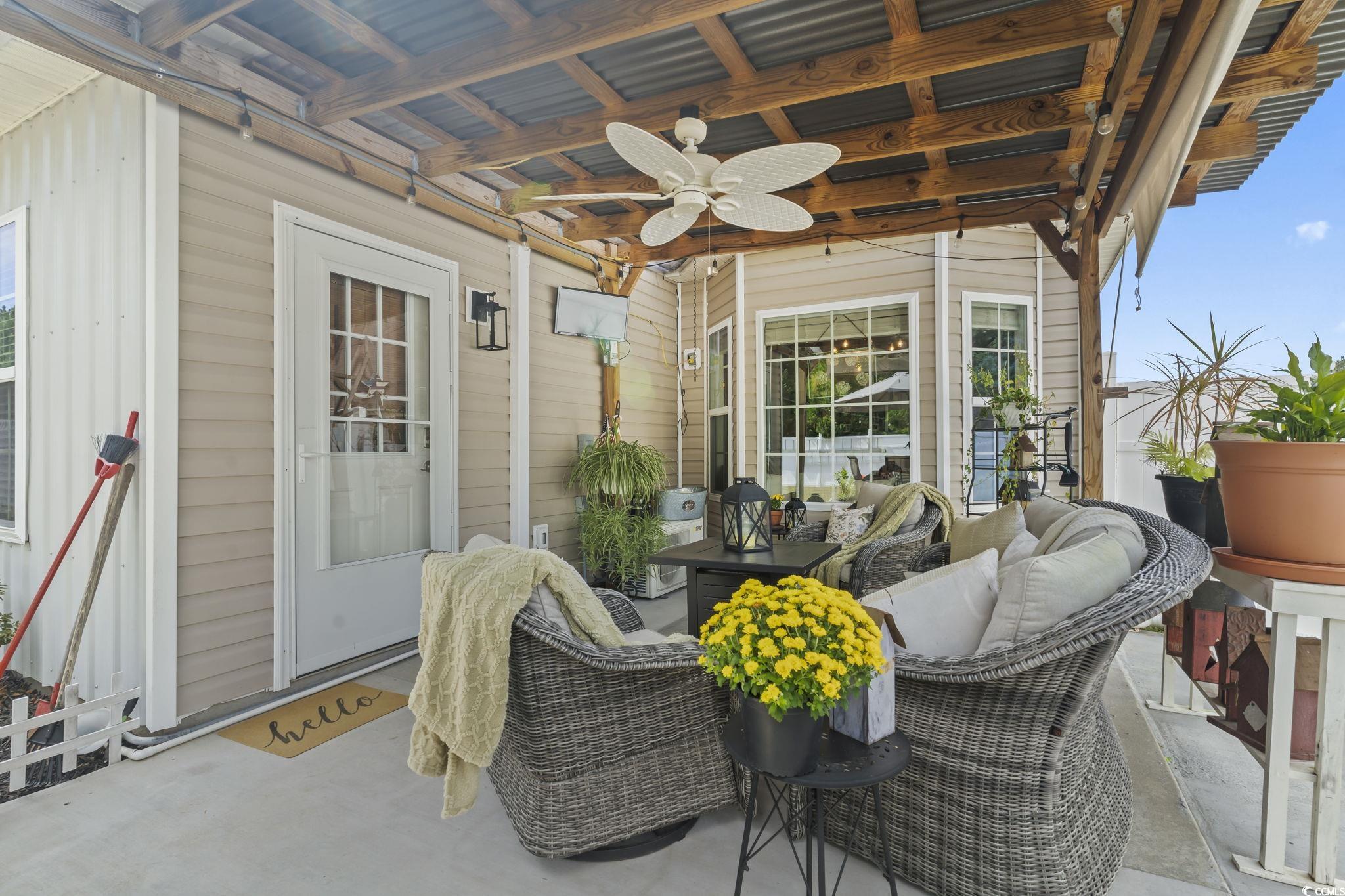 269 White Water Loop Property Photo 28