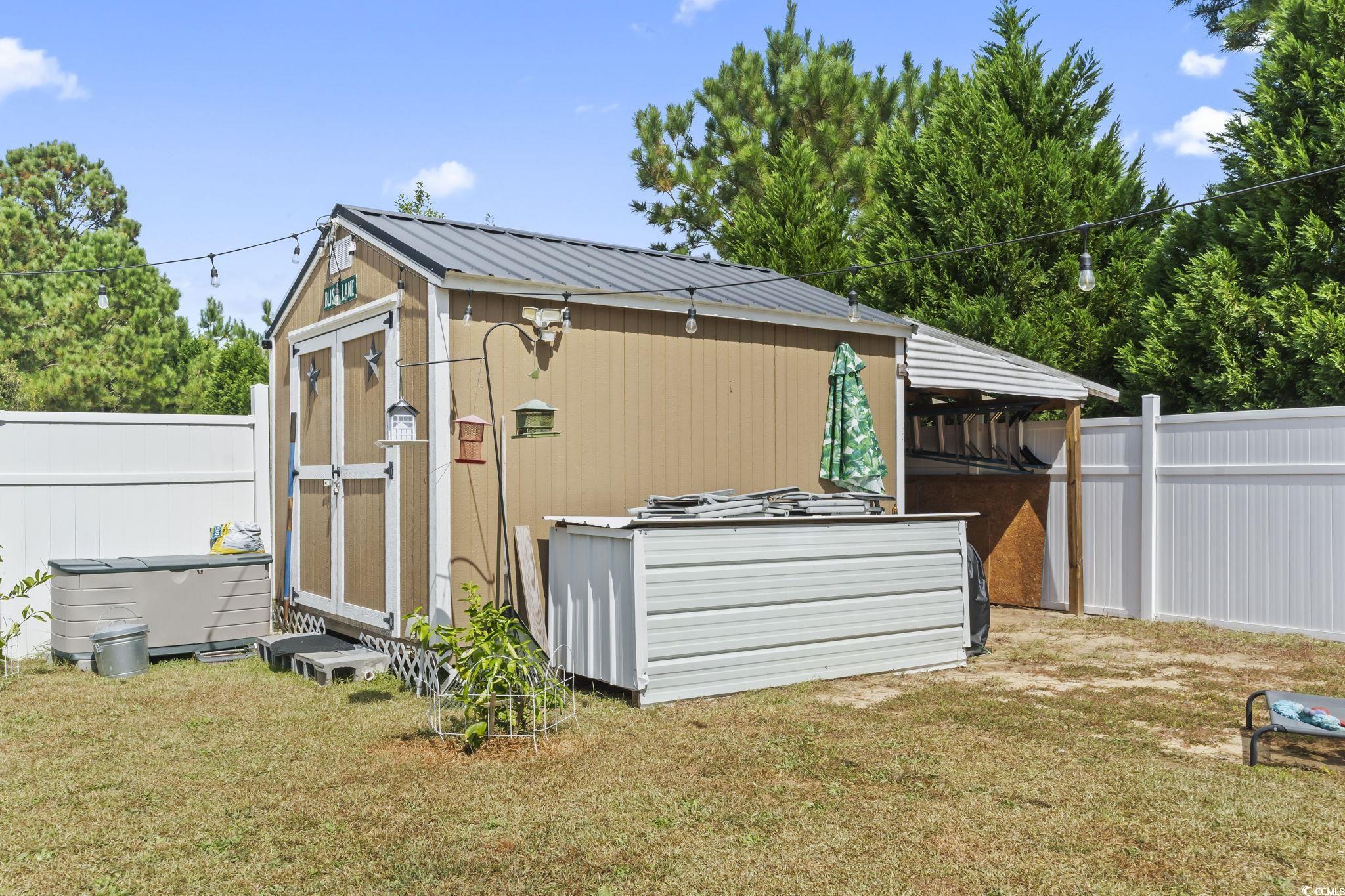 269 White Water Loop Property Photo 30