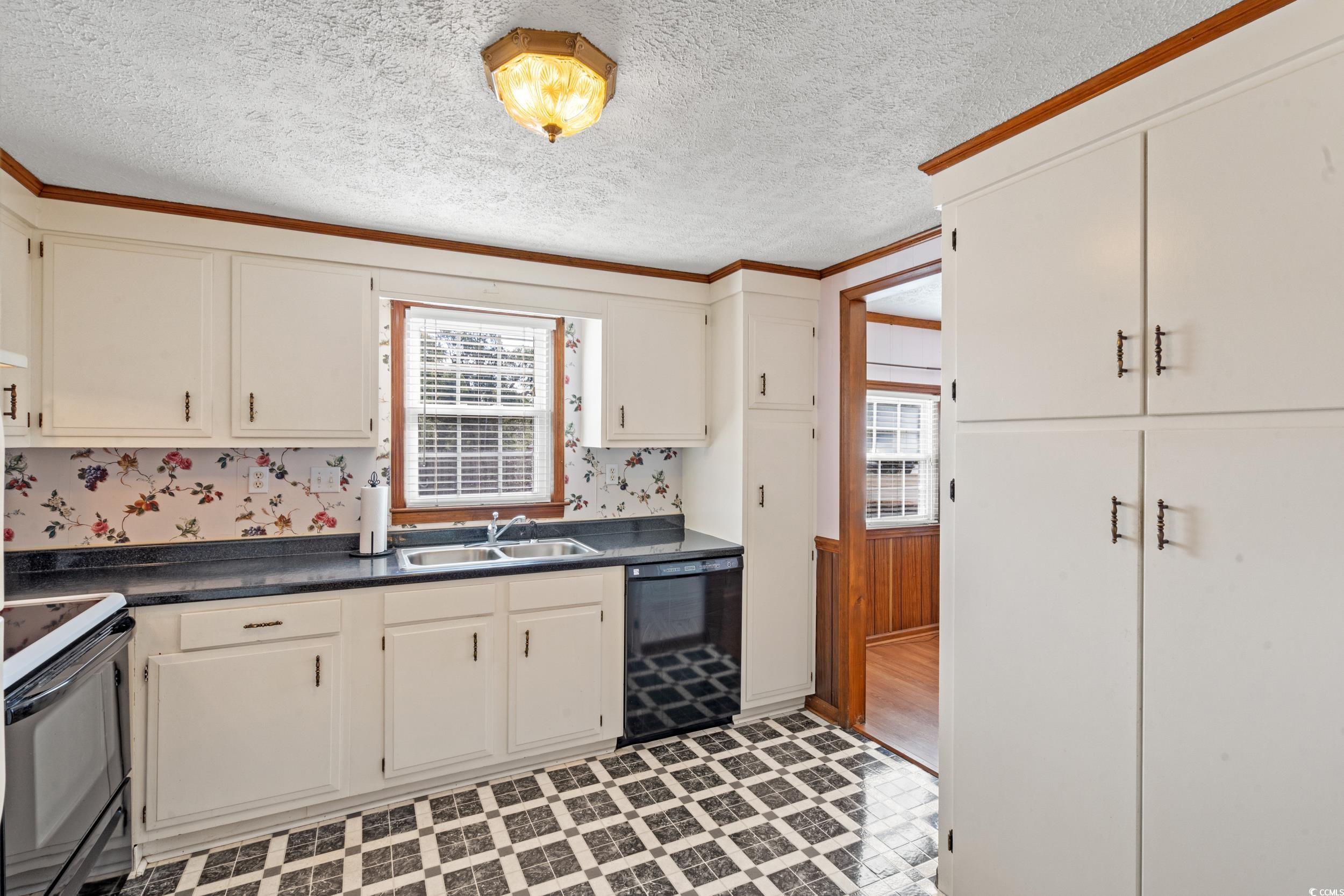 4422 Grady Rd. Property Photo 2