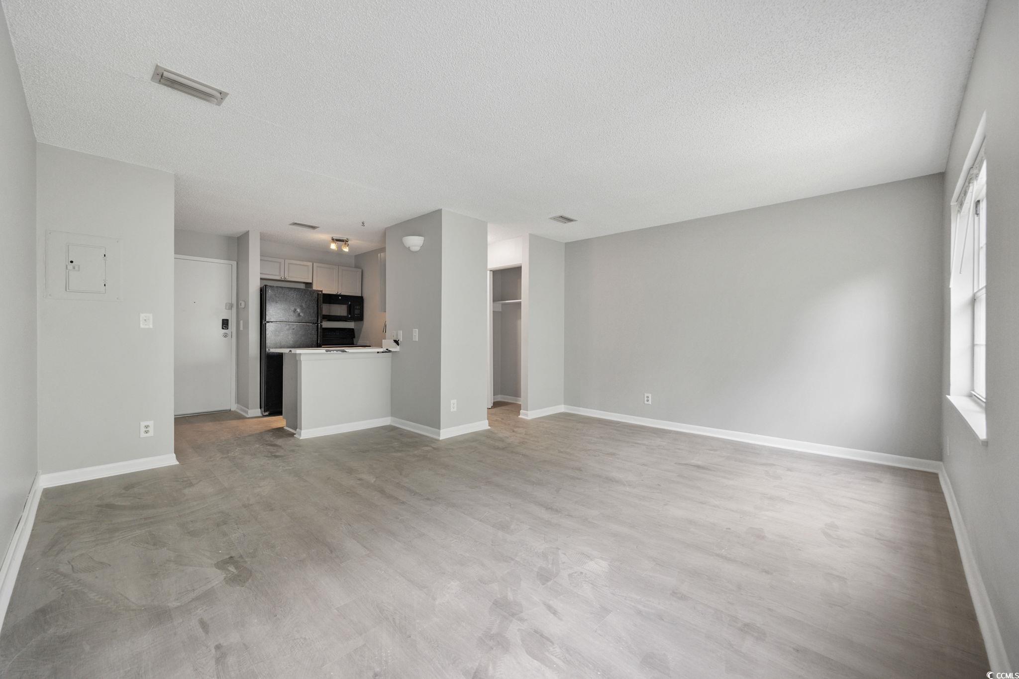 6840 Blue Heron Dr. Property Photo 11