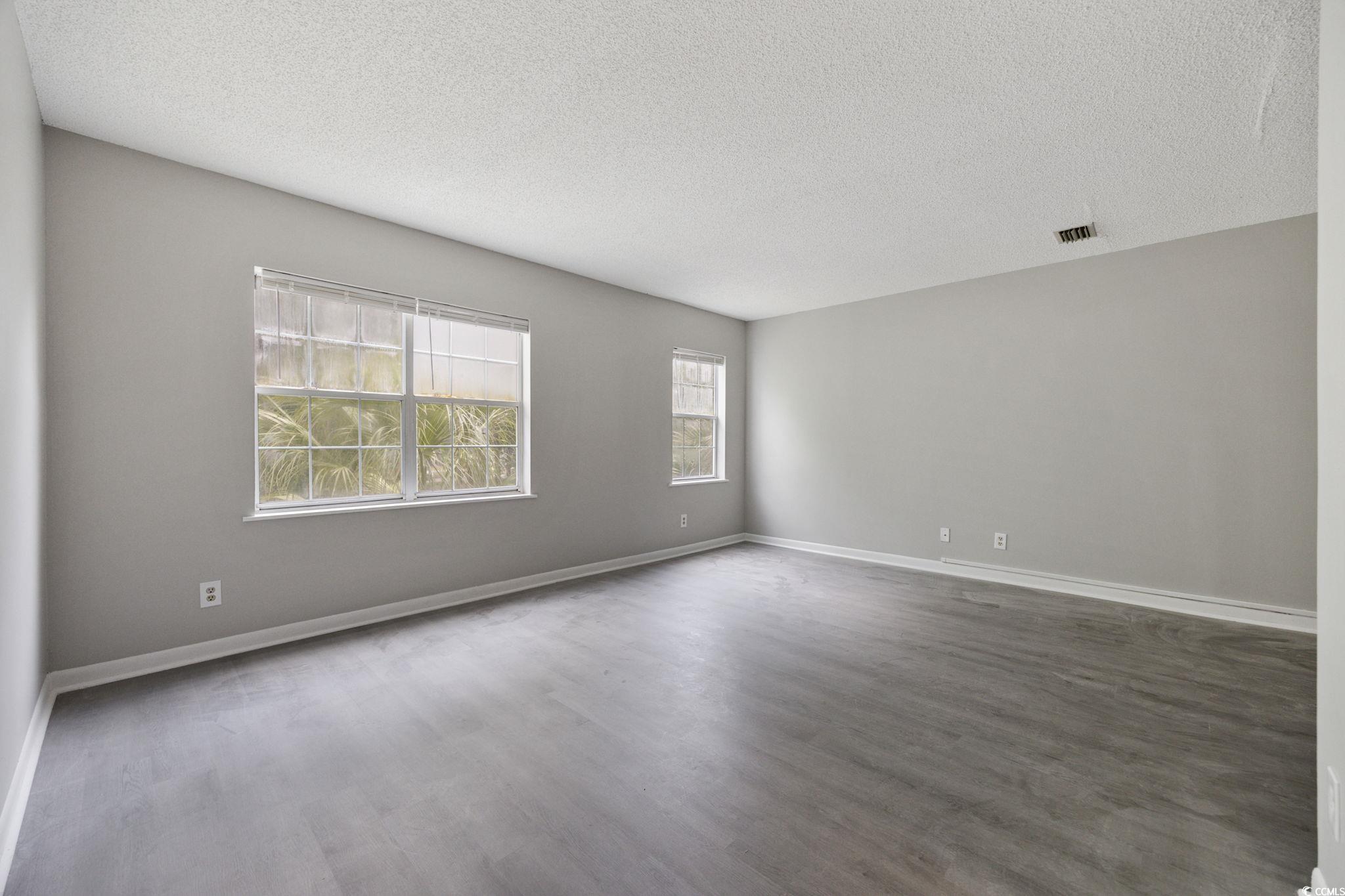 6840 Blue Heron Dr. Property Photo 14