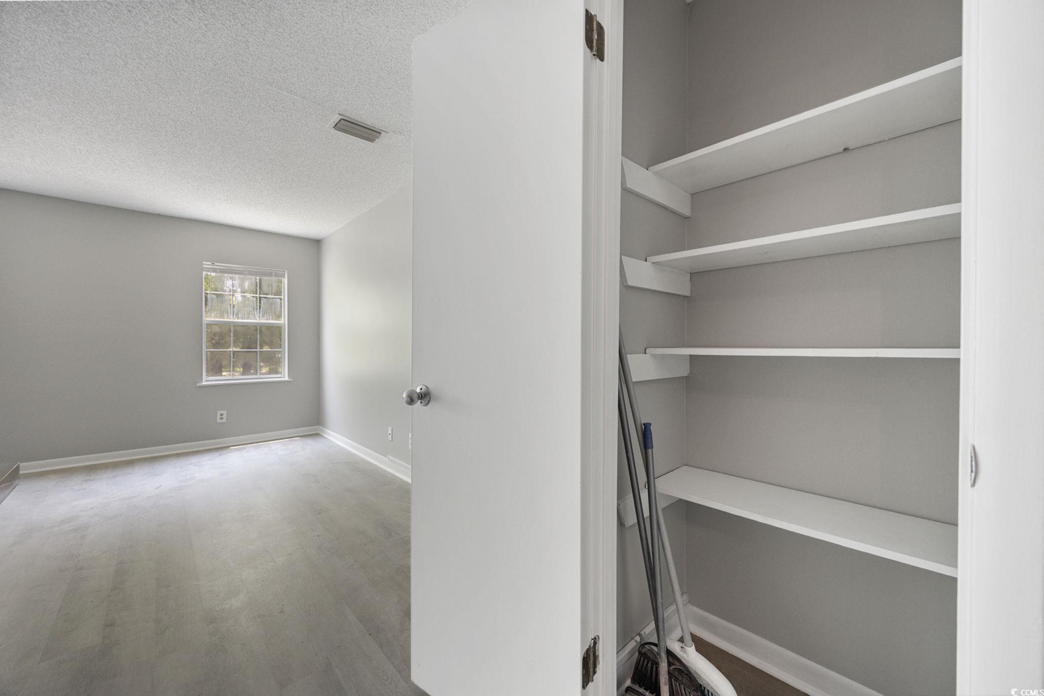 6840 Blue Heron Dr. Property Photo 18