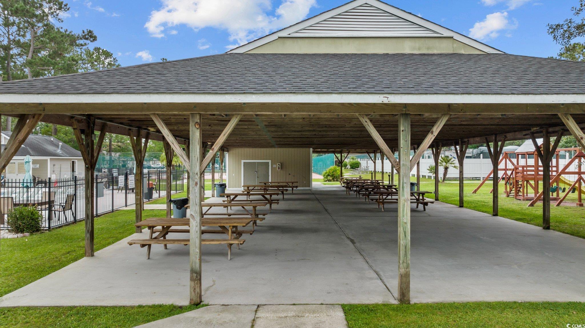 6840 Blue Heron Dr. Property Photo 24