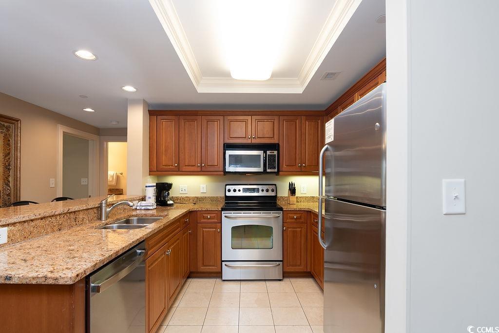 9994 Beach Club Dr. Property Photo 6