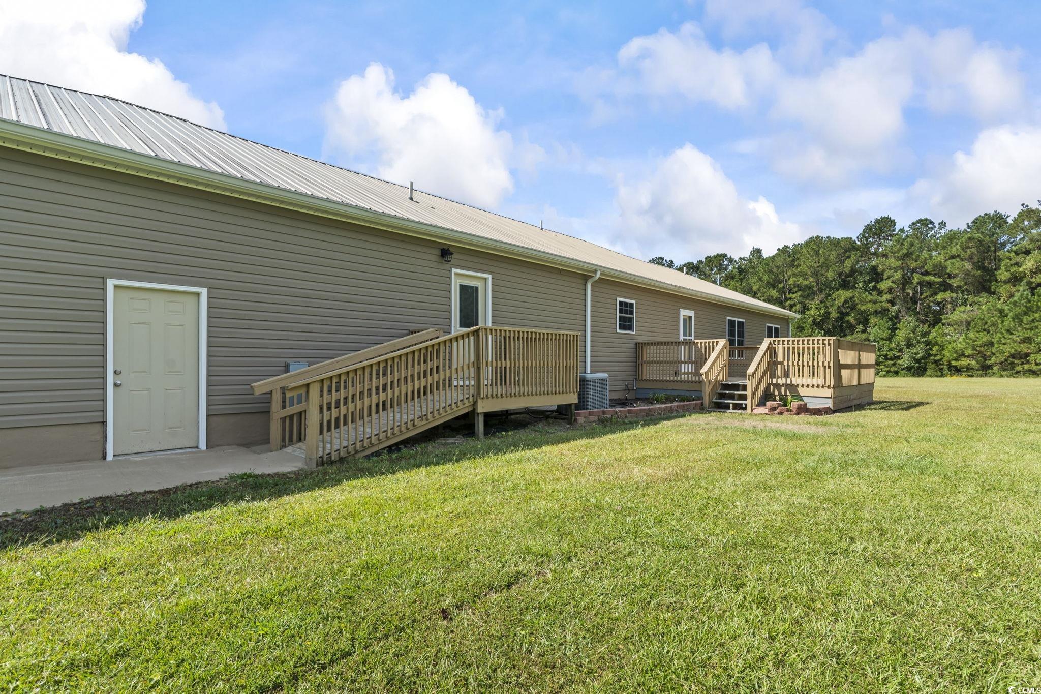 1585 Daisy Rd. Property Photo 3