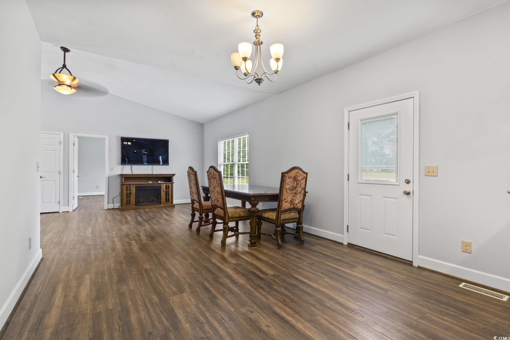 1585 Daisy Rd. Property Photo 15
