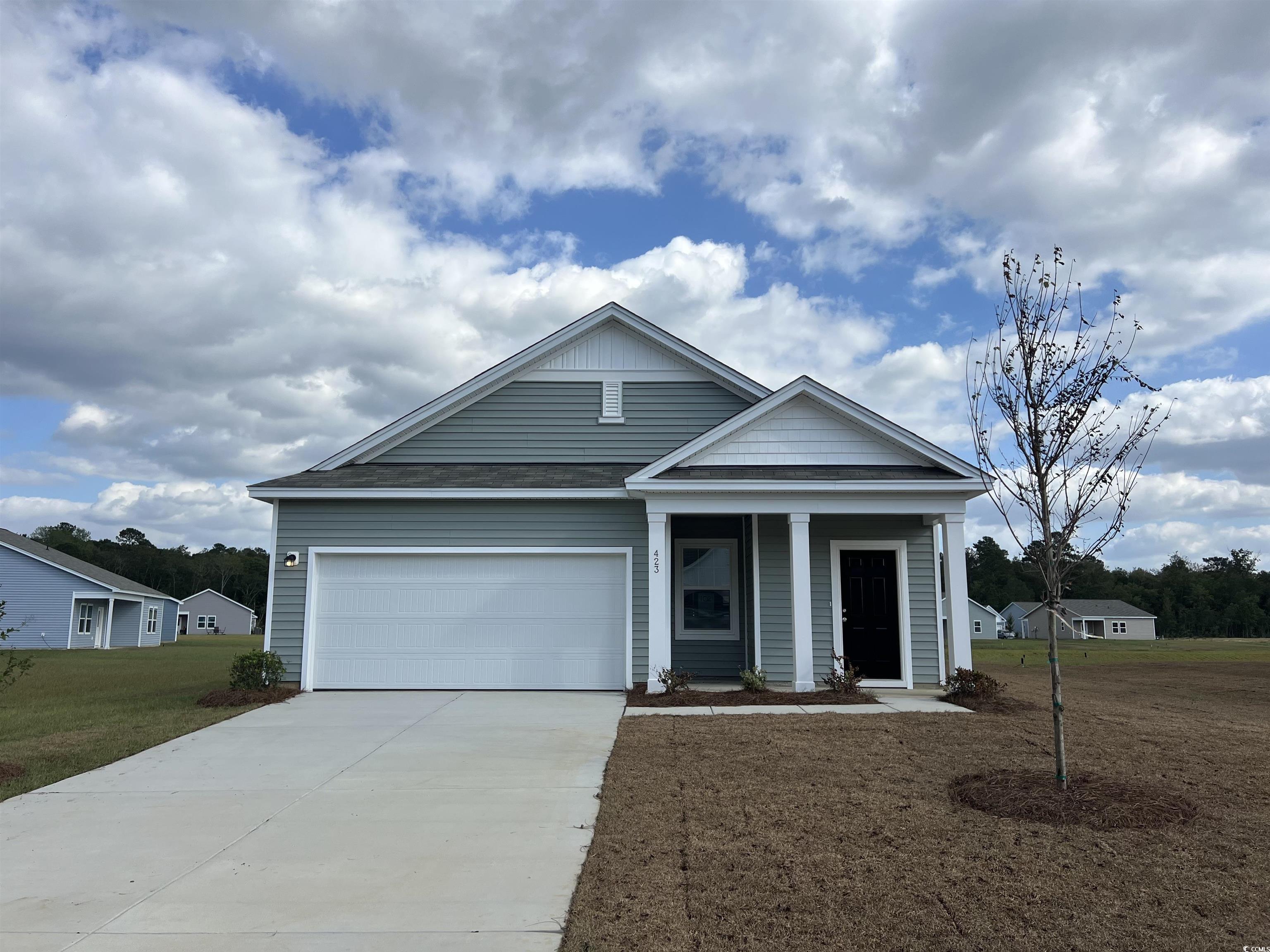 423 Castillo Dr. Property Photo 1