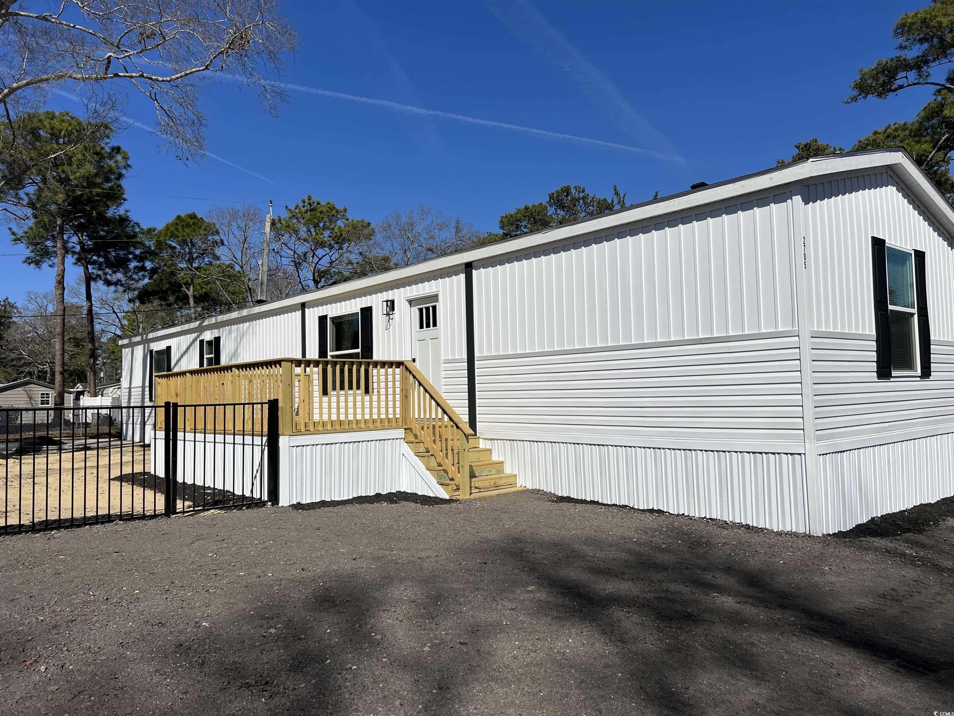 2705 Capricorn Dr. Property Photo 1