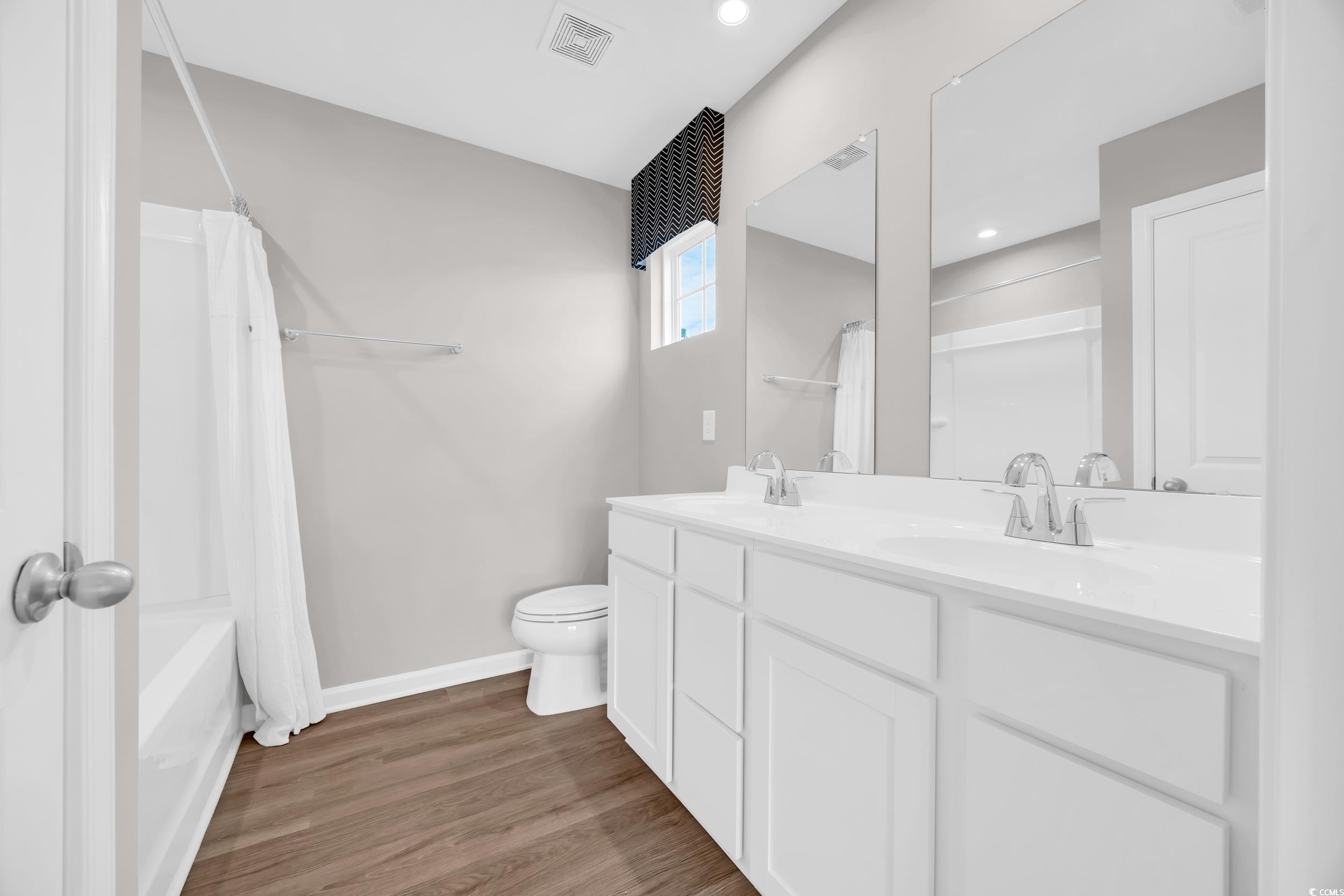 132 A Villa Grande St. Property Photo 23