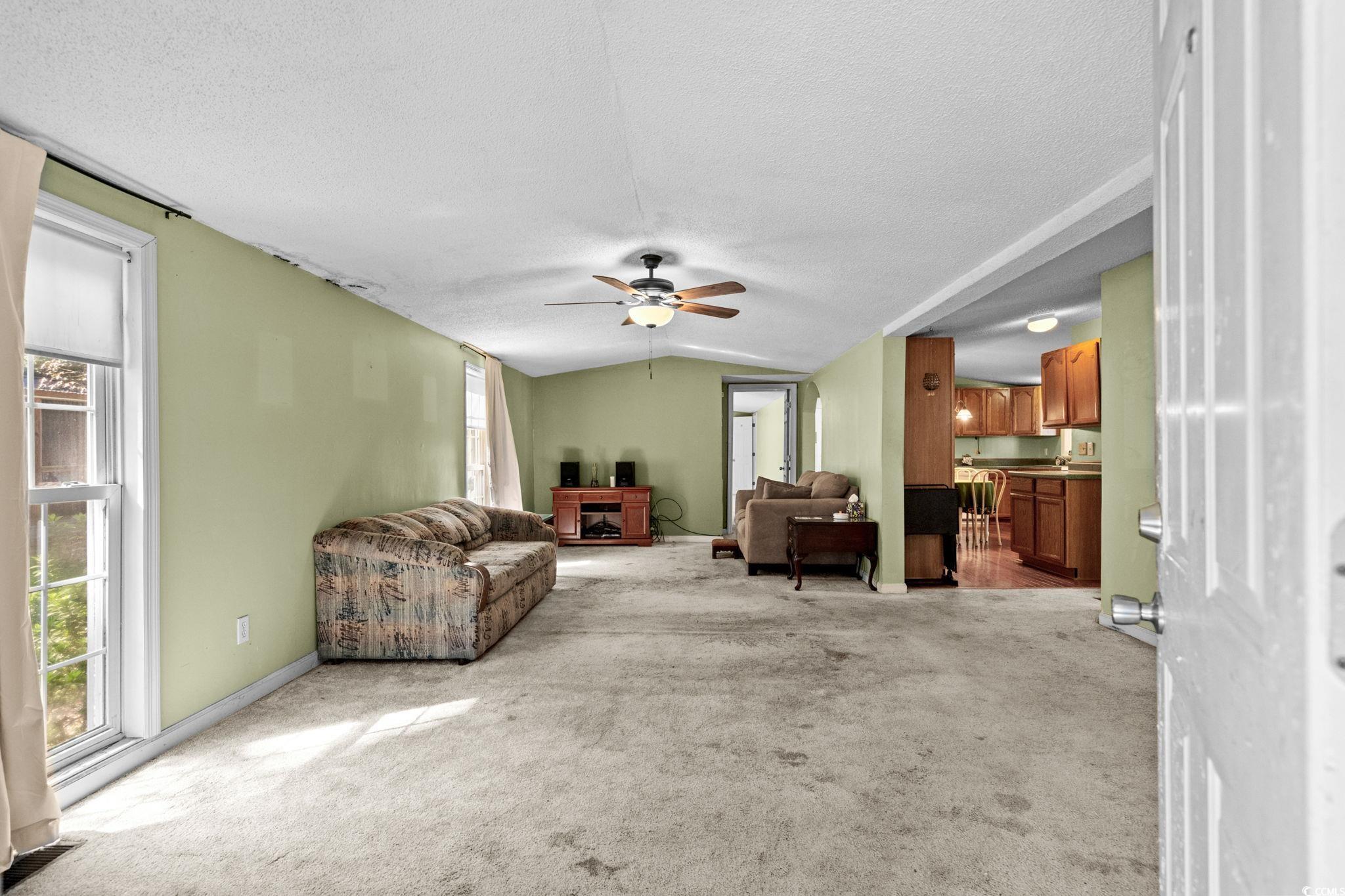 9017 Teal Dr. Property Photo 5