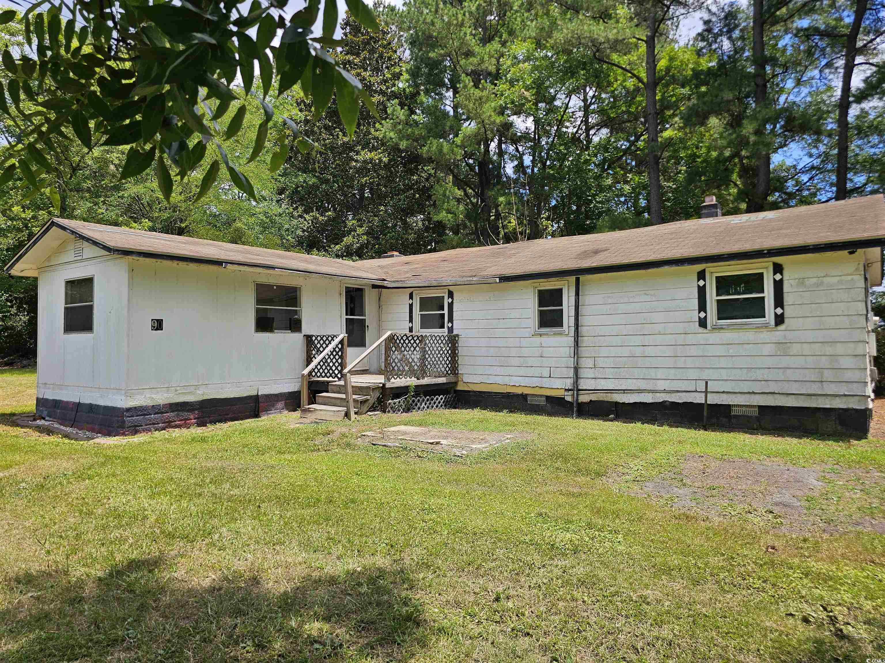 90 Oak Tree St Property Photo 1