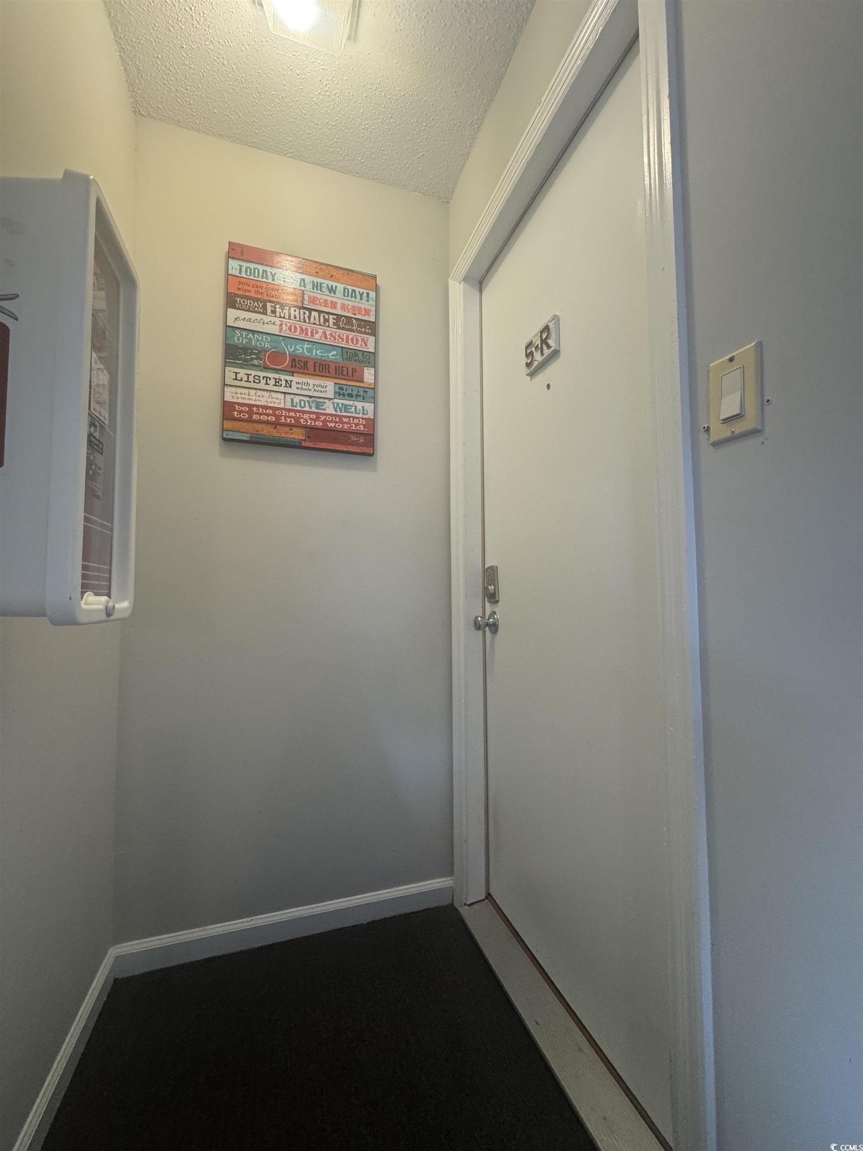 1851 Colony Dr. Property Photo 2