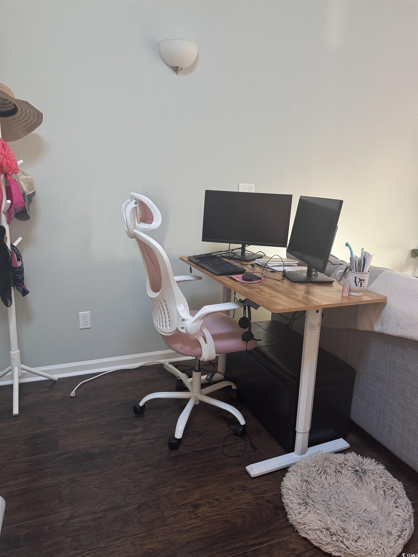 1851 Colony Dr. Property Photo 12