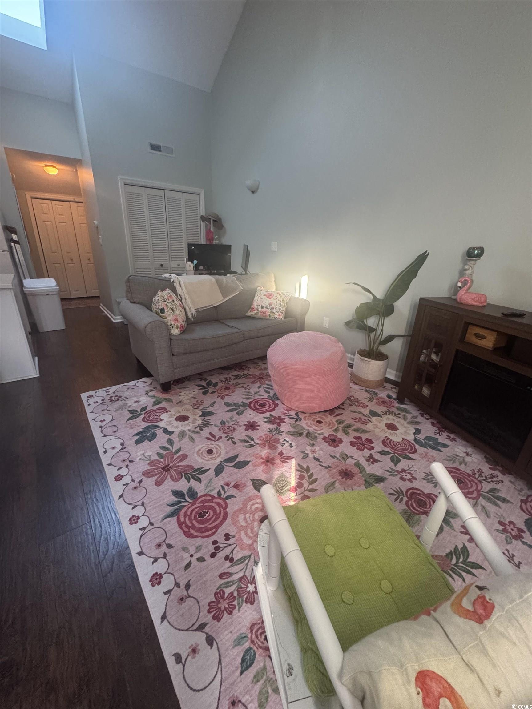 1851 Colony Dr. Property Photo 14