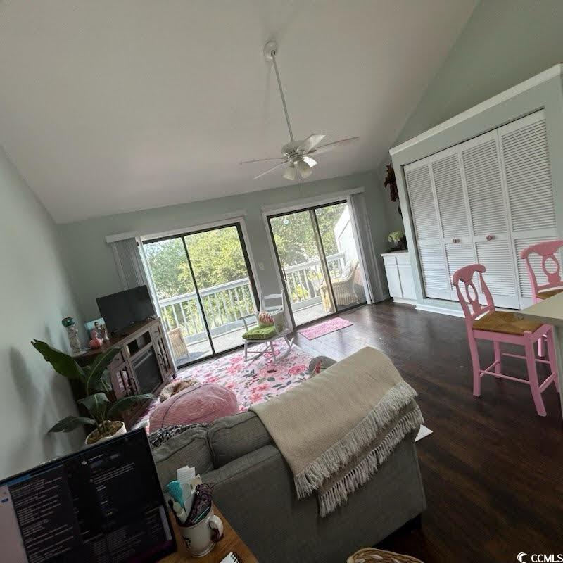 1851 Colony Dr. Property Photo 16