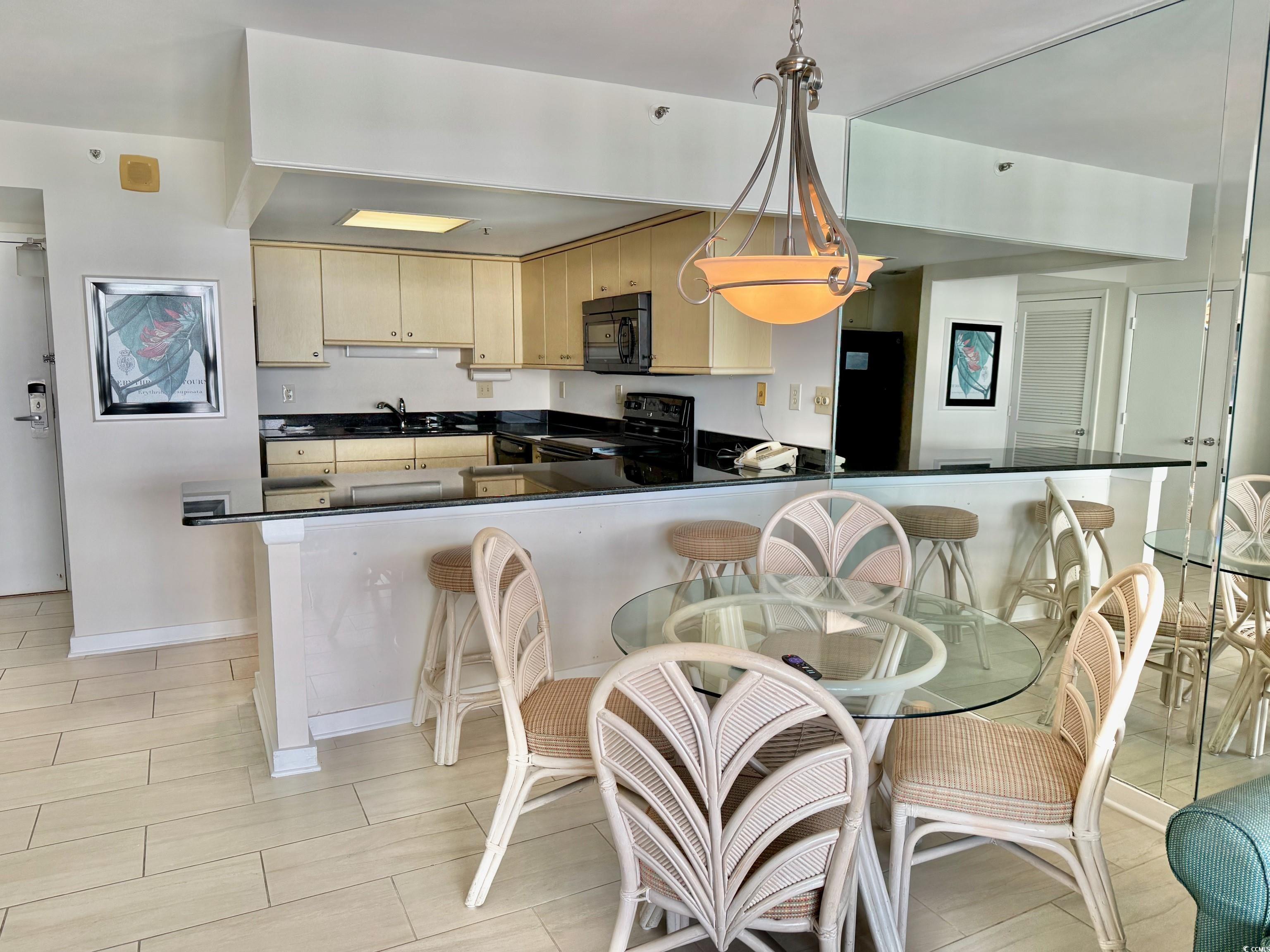 9840 Queensway Blvd. Property Photo 13