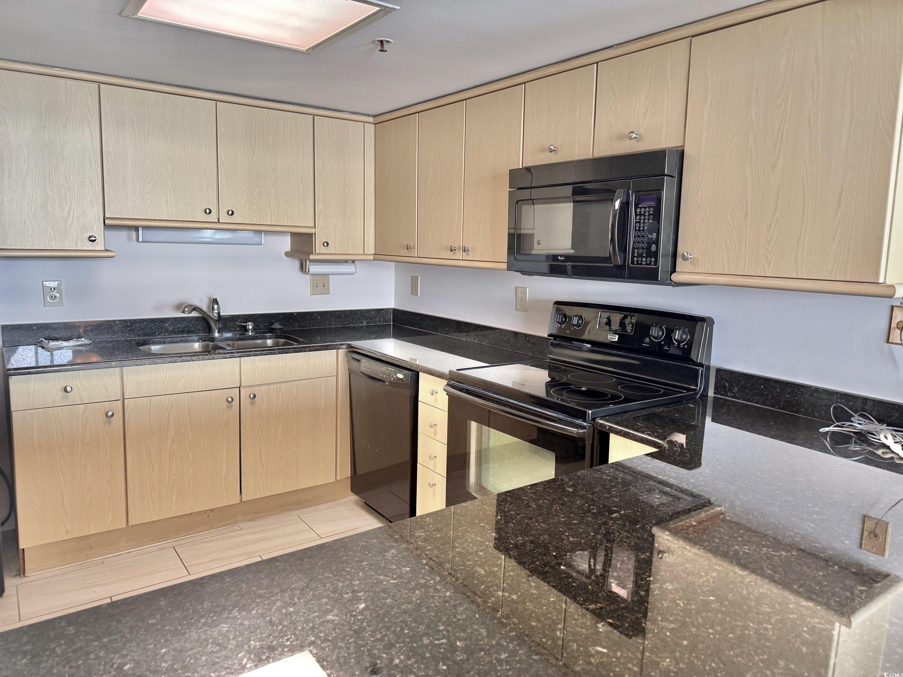 9840 Queensway Blvd. Property Photo 14