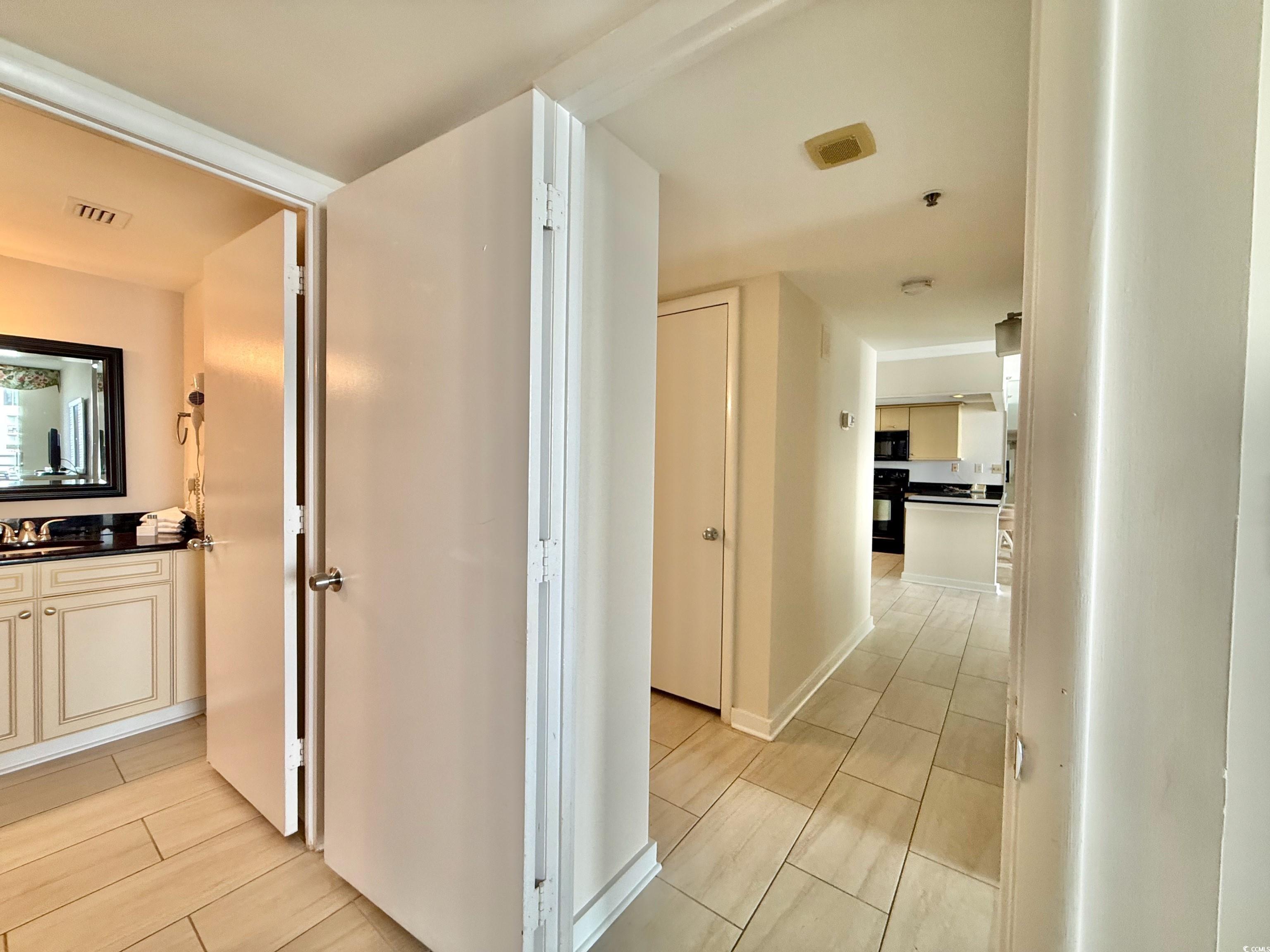 9840 Queensway Blvd. Property Photo 22