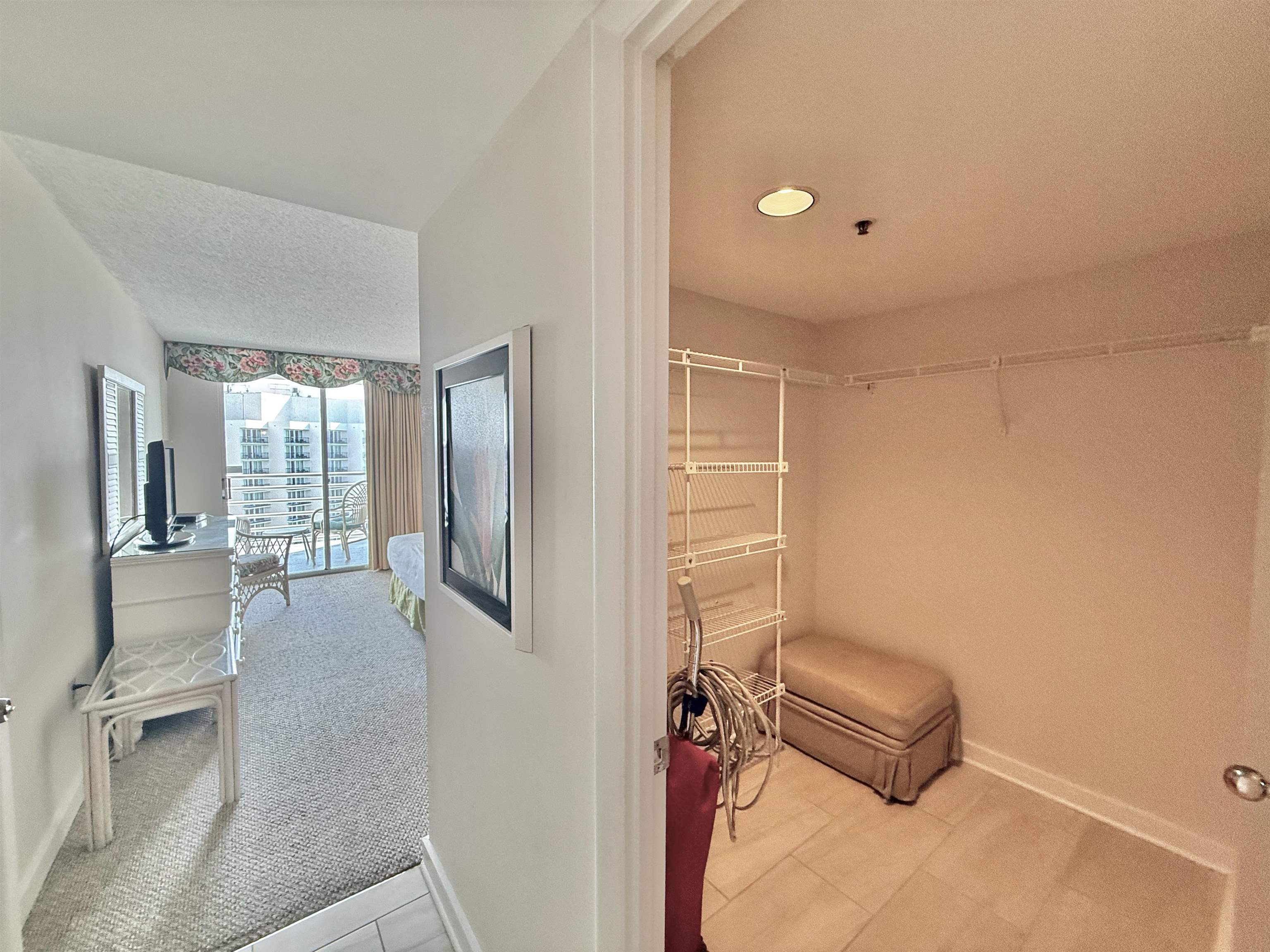 9840 Queensway Blvd. Property Photo 35