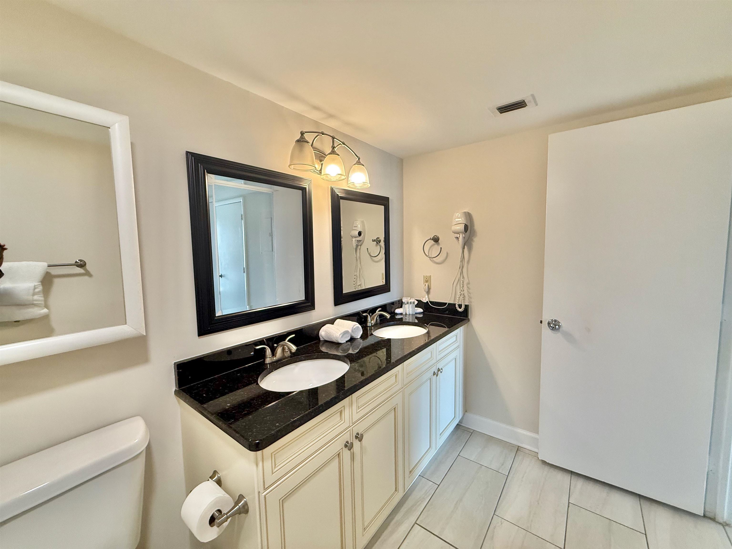 9840 Queensway Blvd. Property Photo 38