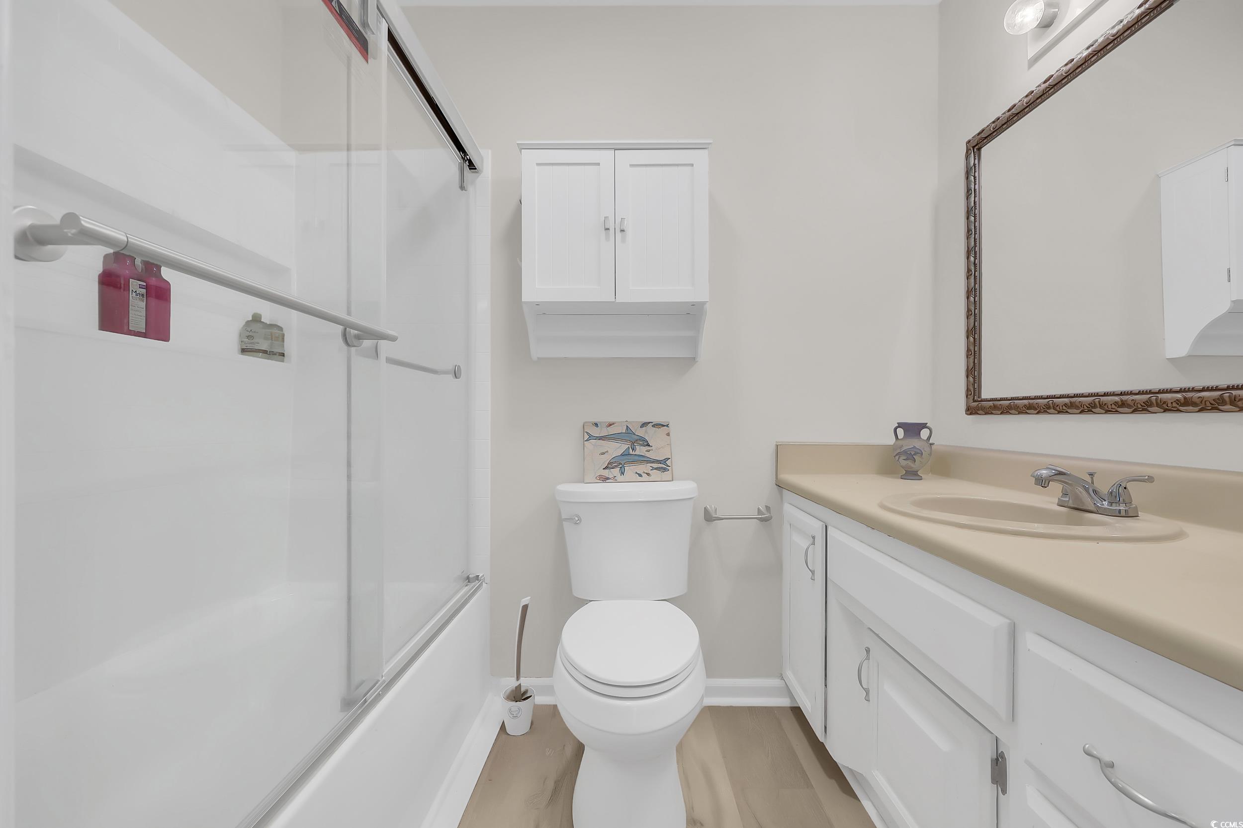 609 Bay St. Property Photo 13