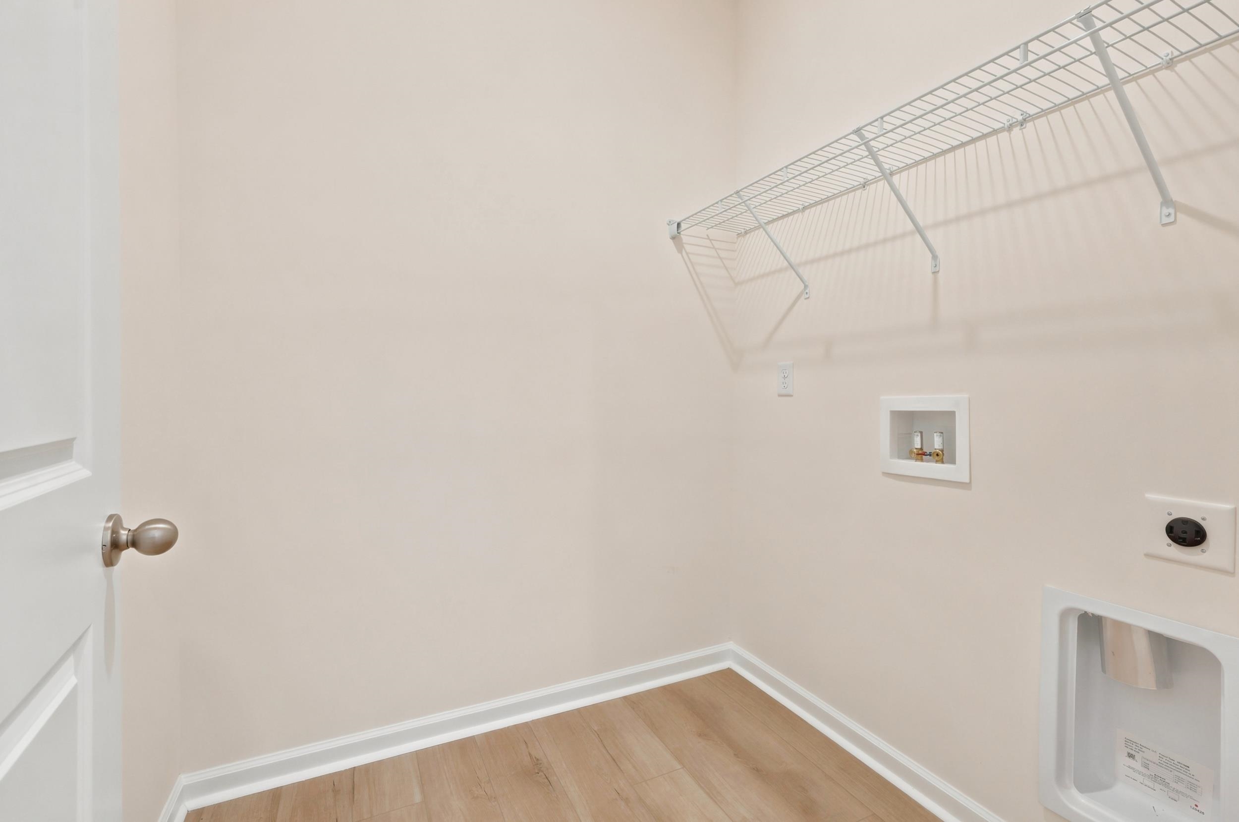 208 Blue Wing Court Property Photo 15