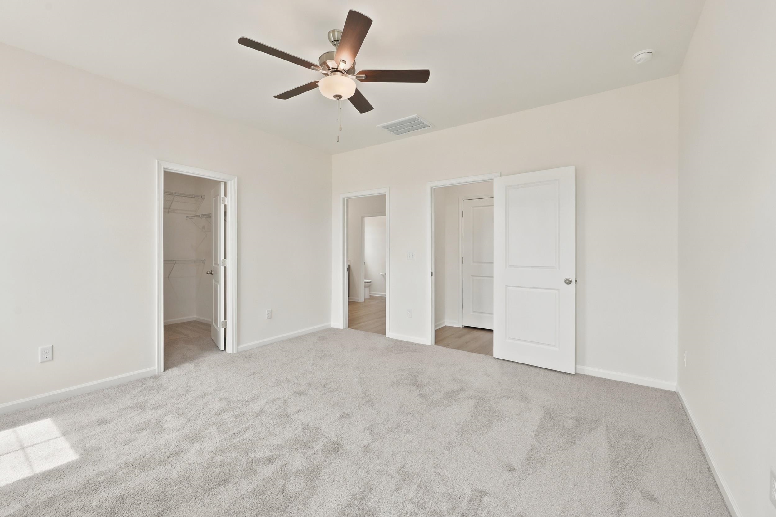 208 Blue Wing Court Property Photo 18