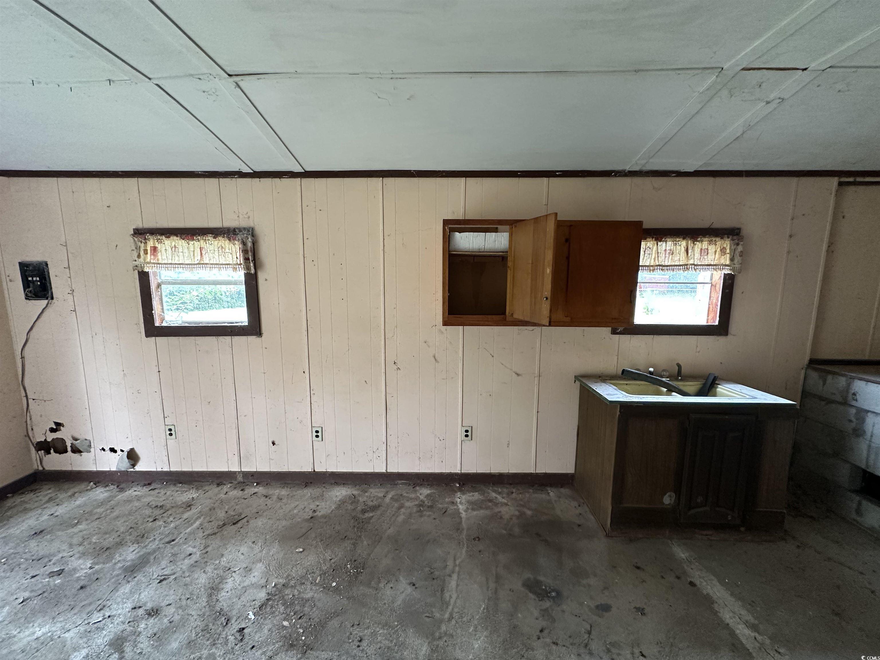 11185 Old Pee Dee Rd. Property Photo 4