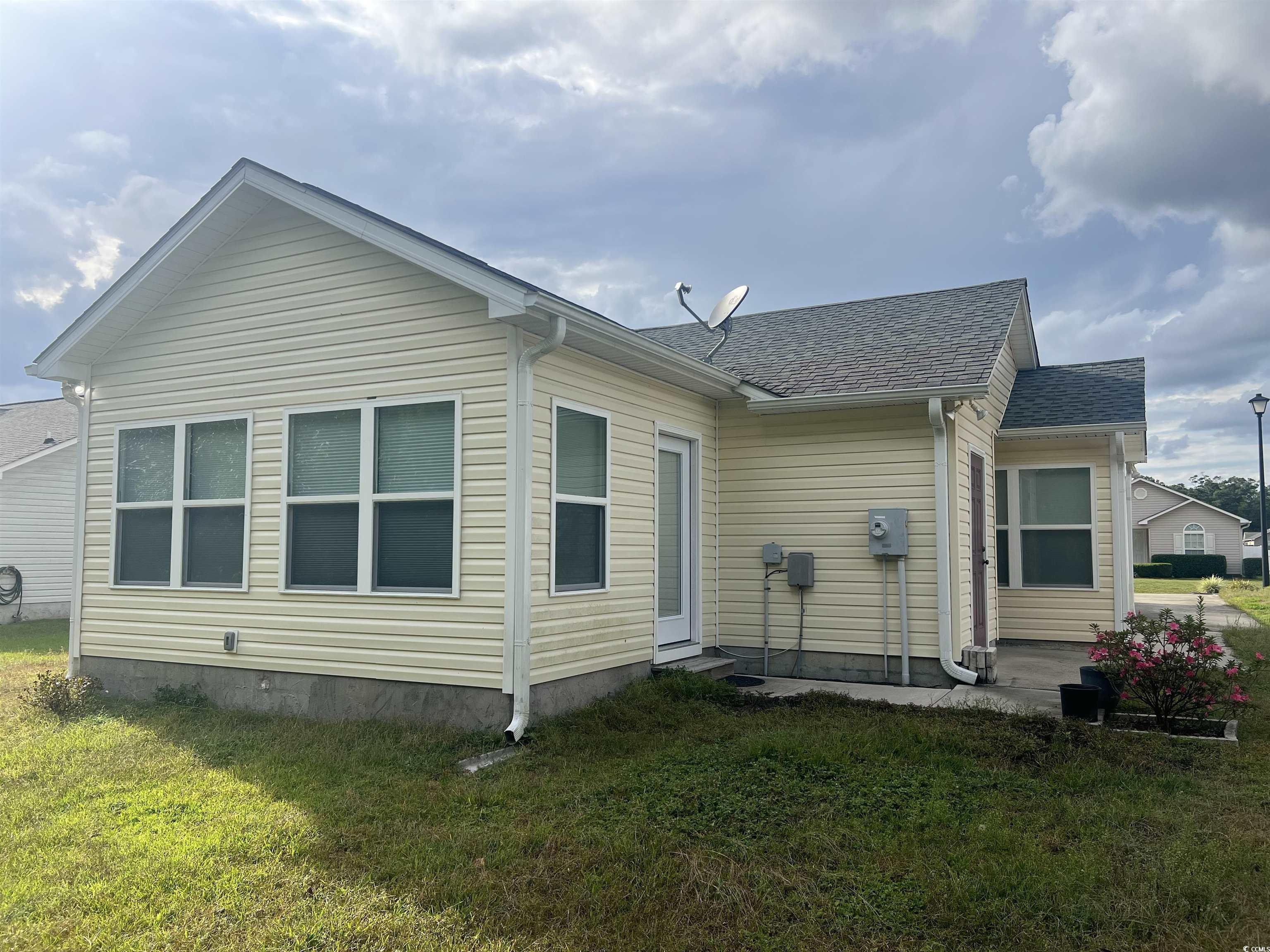 454 Sean River Rd. Property Photo 2