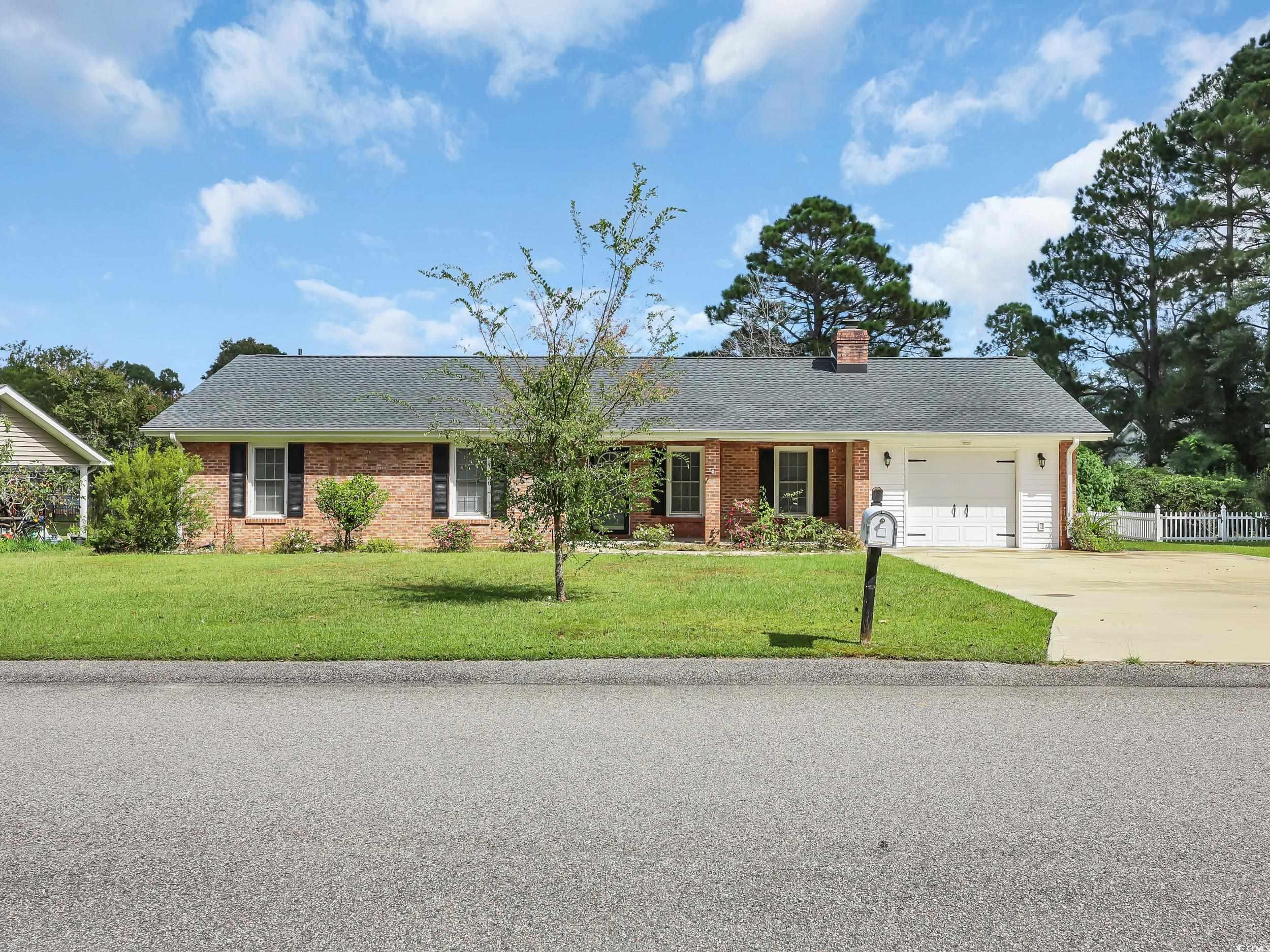 410 Gravelley Shore Dr. Property Photo 1