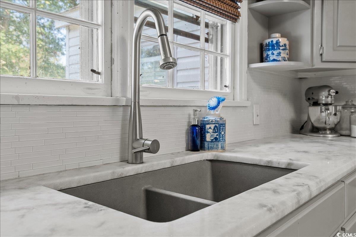 917 N Main St. Property Photo 23